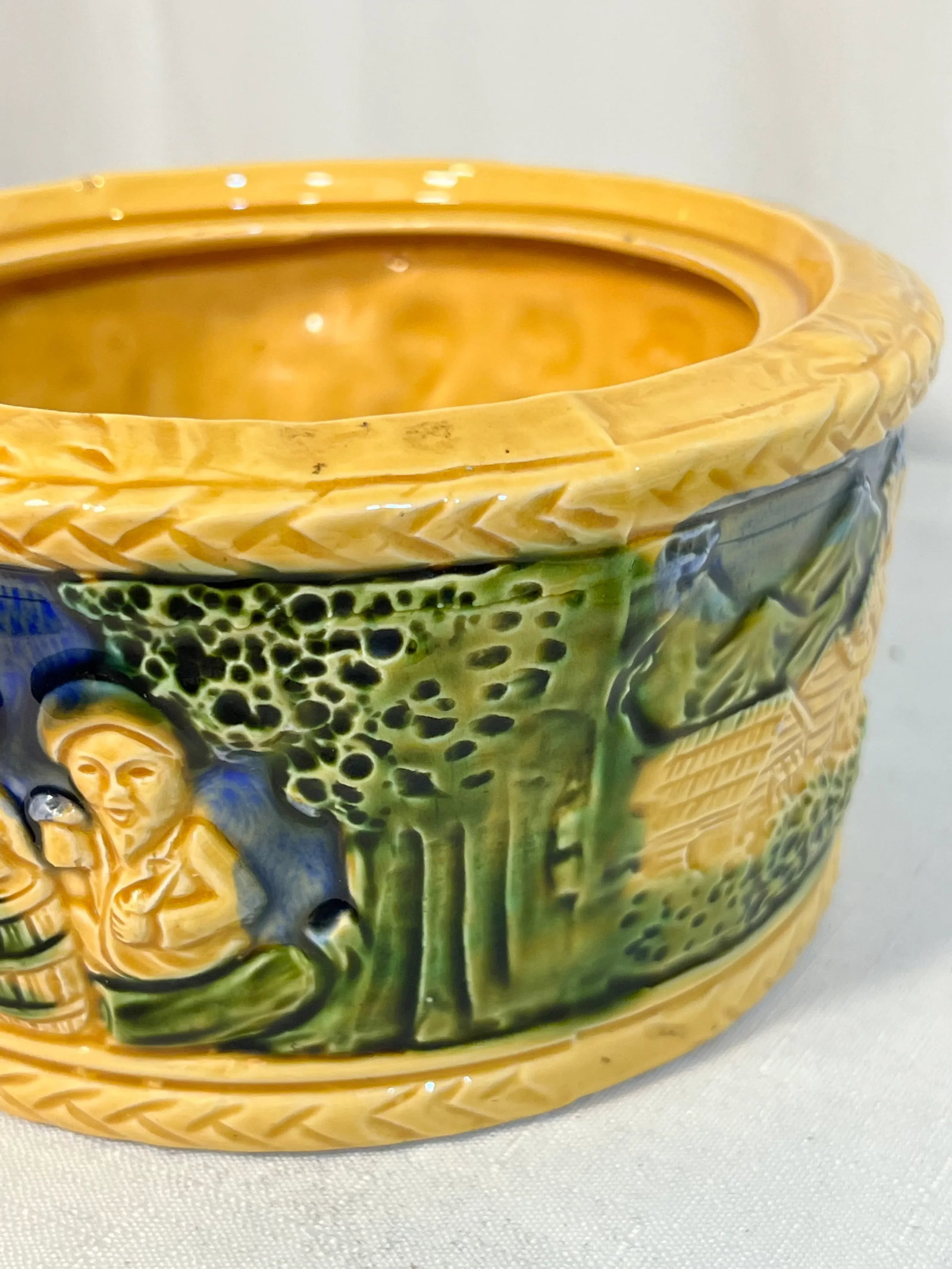 Vintage Majolica Biscuit Container Styled After George Jones - 6