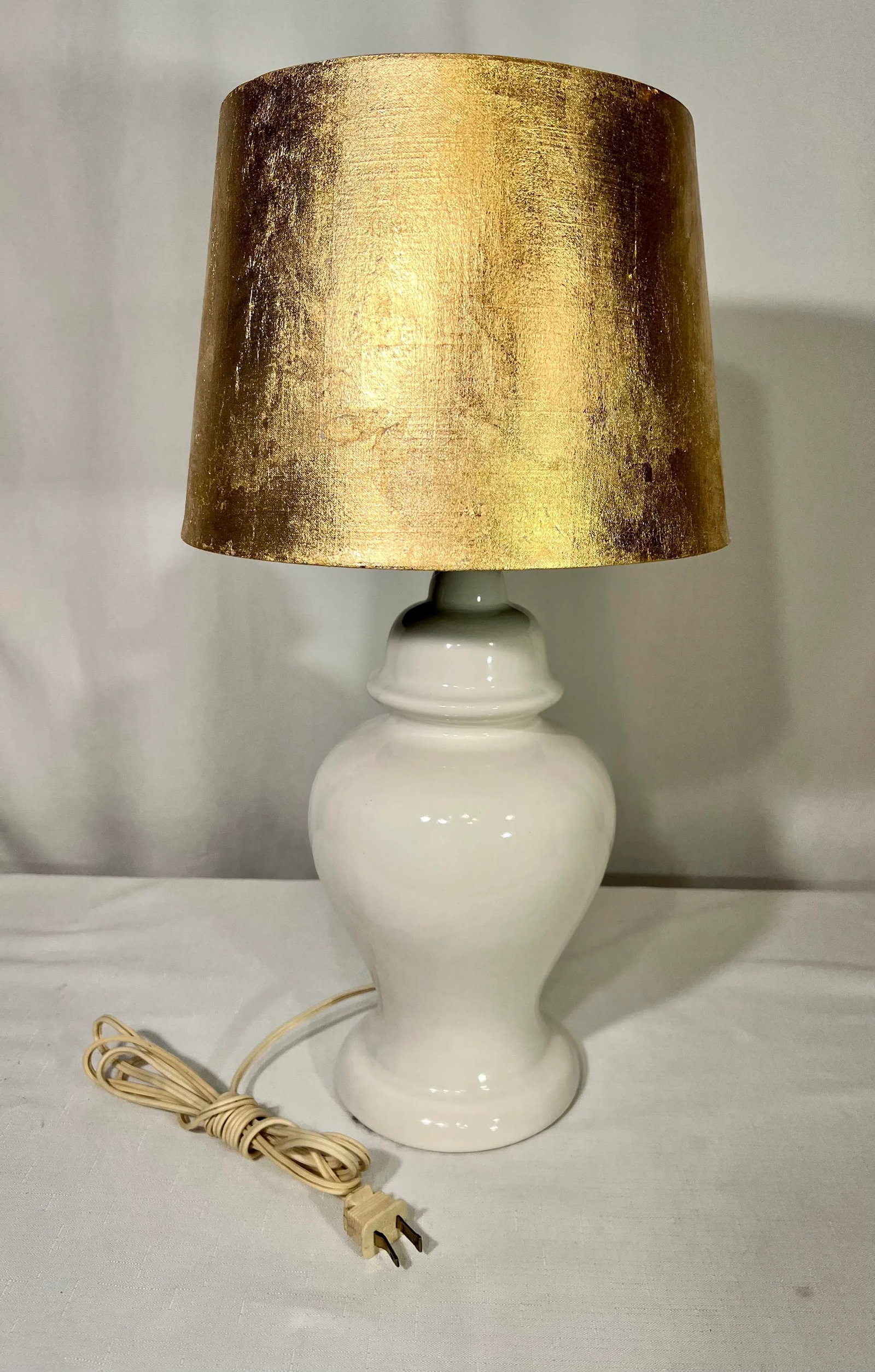 Vintage Mid-Century Small White Ginger Jar Lamp With Gold Gilded Shade - 2