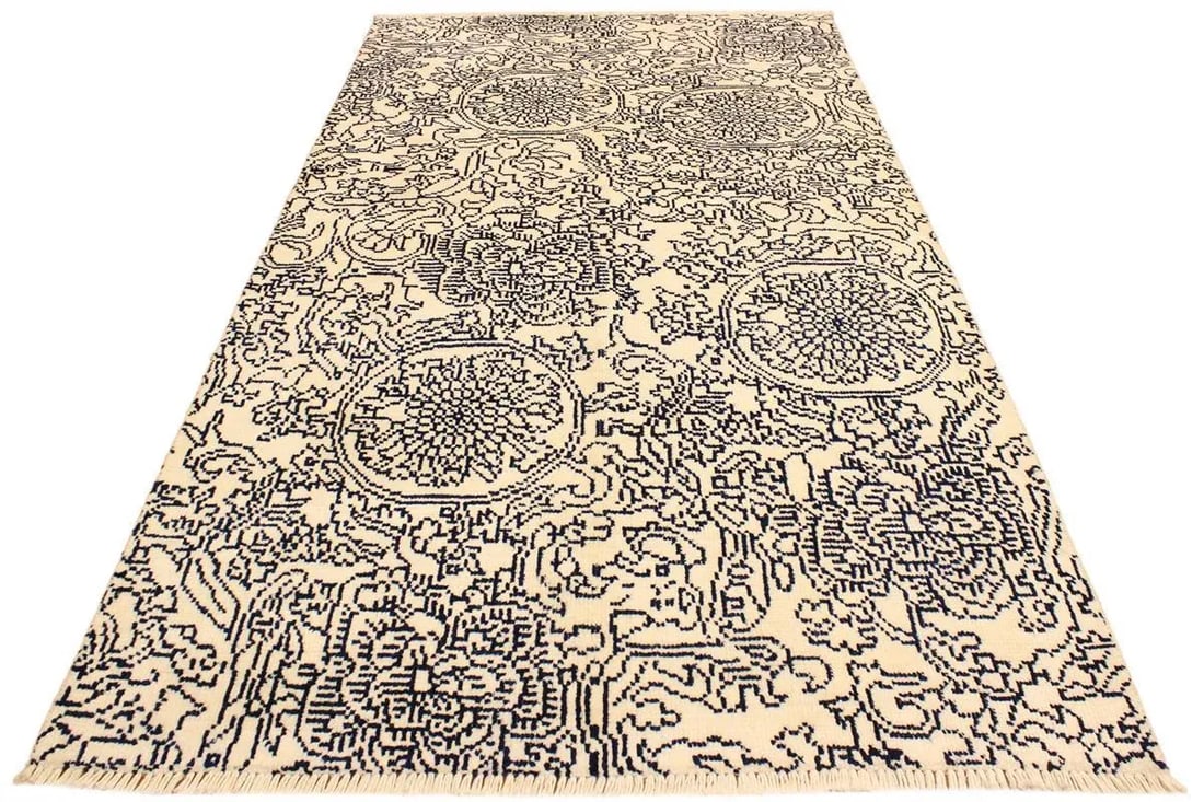 1990s Shabby Chic Modern Ivory/Blue Wool & Viscose Rug - 4'0 X 6'6 - 6