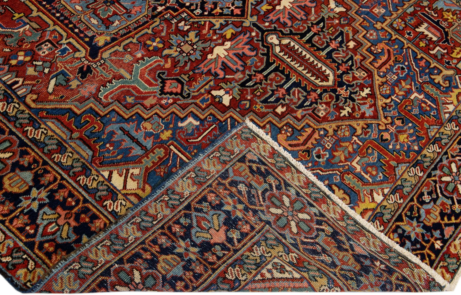 Mid 20th Century Vintage Heriz Handmade Medallion Wool Rug - 3
