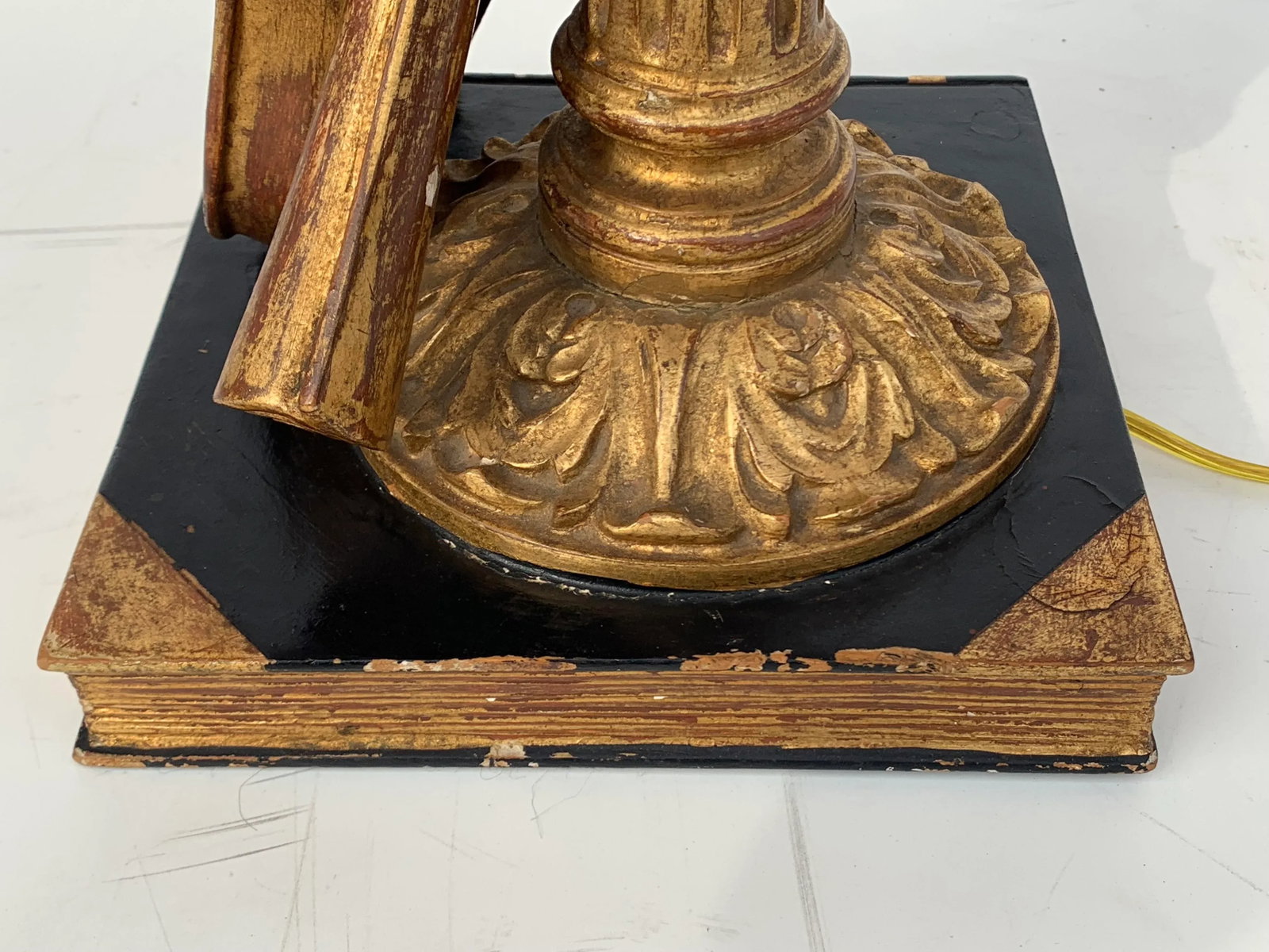 Italian Violin Musical Motif Lamps -A Pair - 9