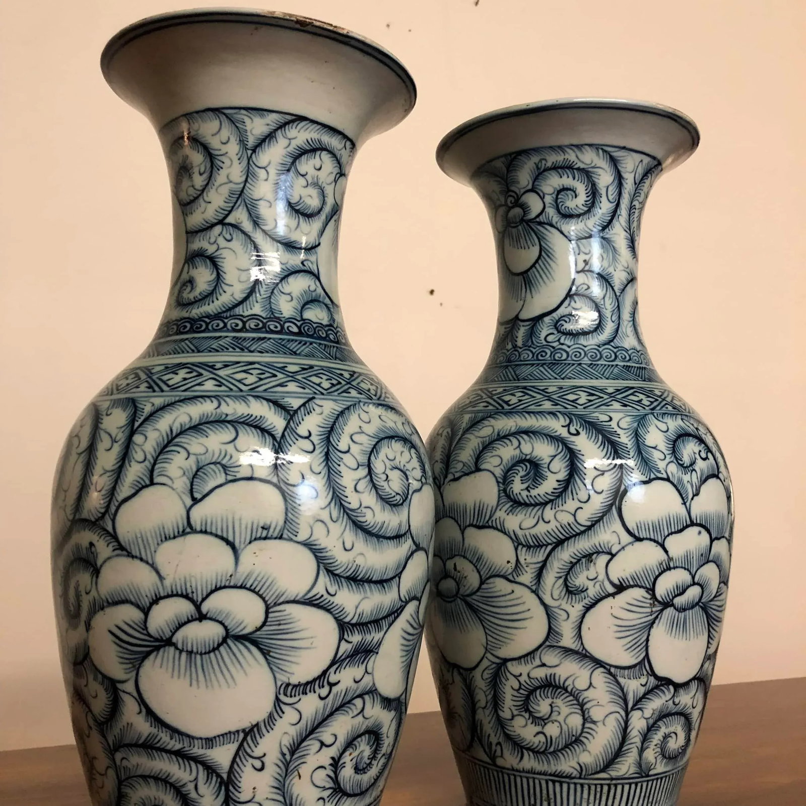 Pair of Blue and White Large Vintage Chinese Porcelain Vases - 3