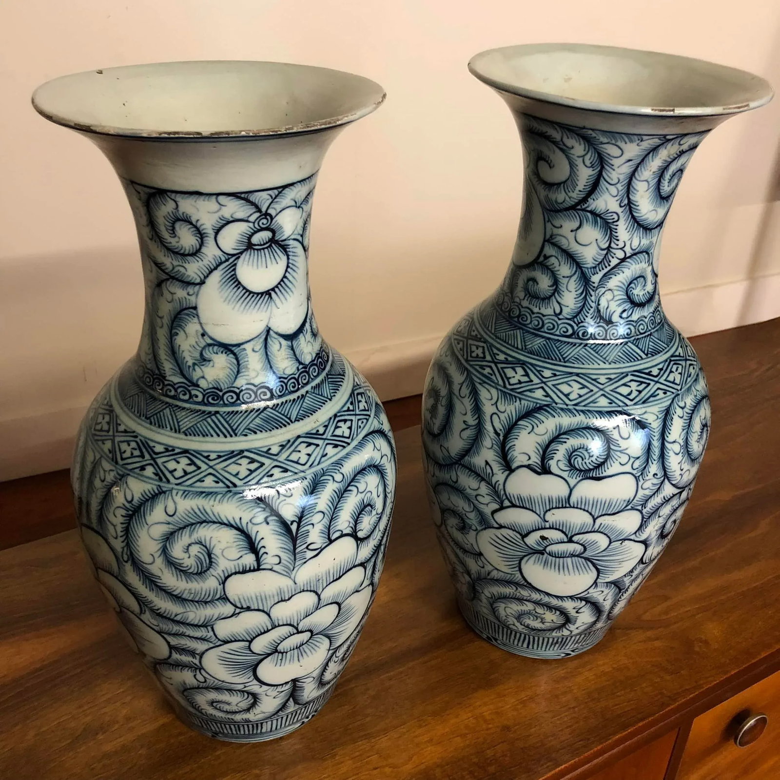 Pair of Blue and White Large Vintage Chinese Porcelain Vases - 4