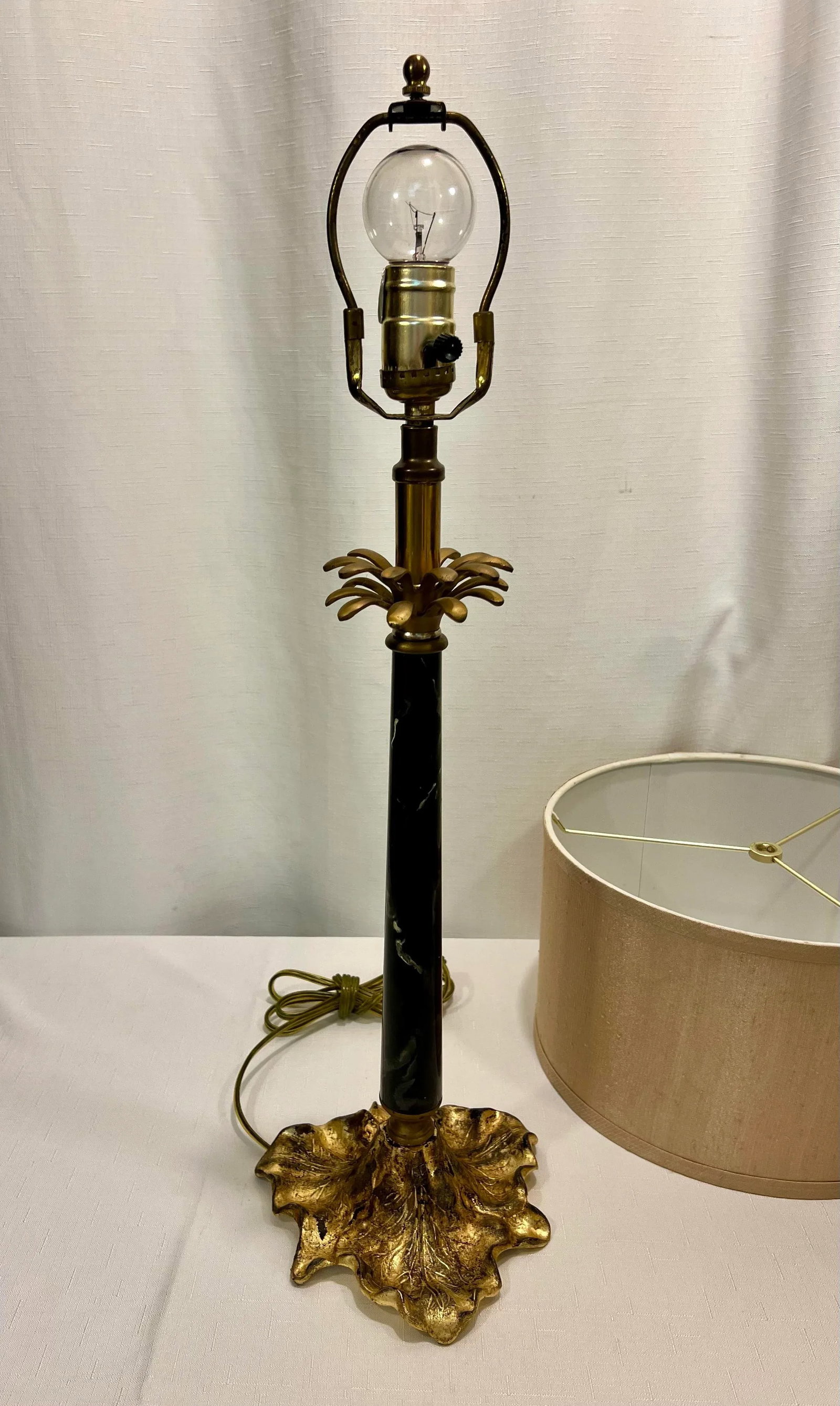 Contemporary Hollywood Regency Palm Tree Table Lamp With Shade - 3
