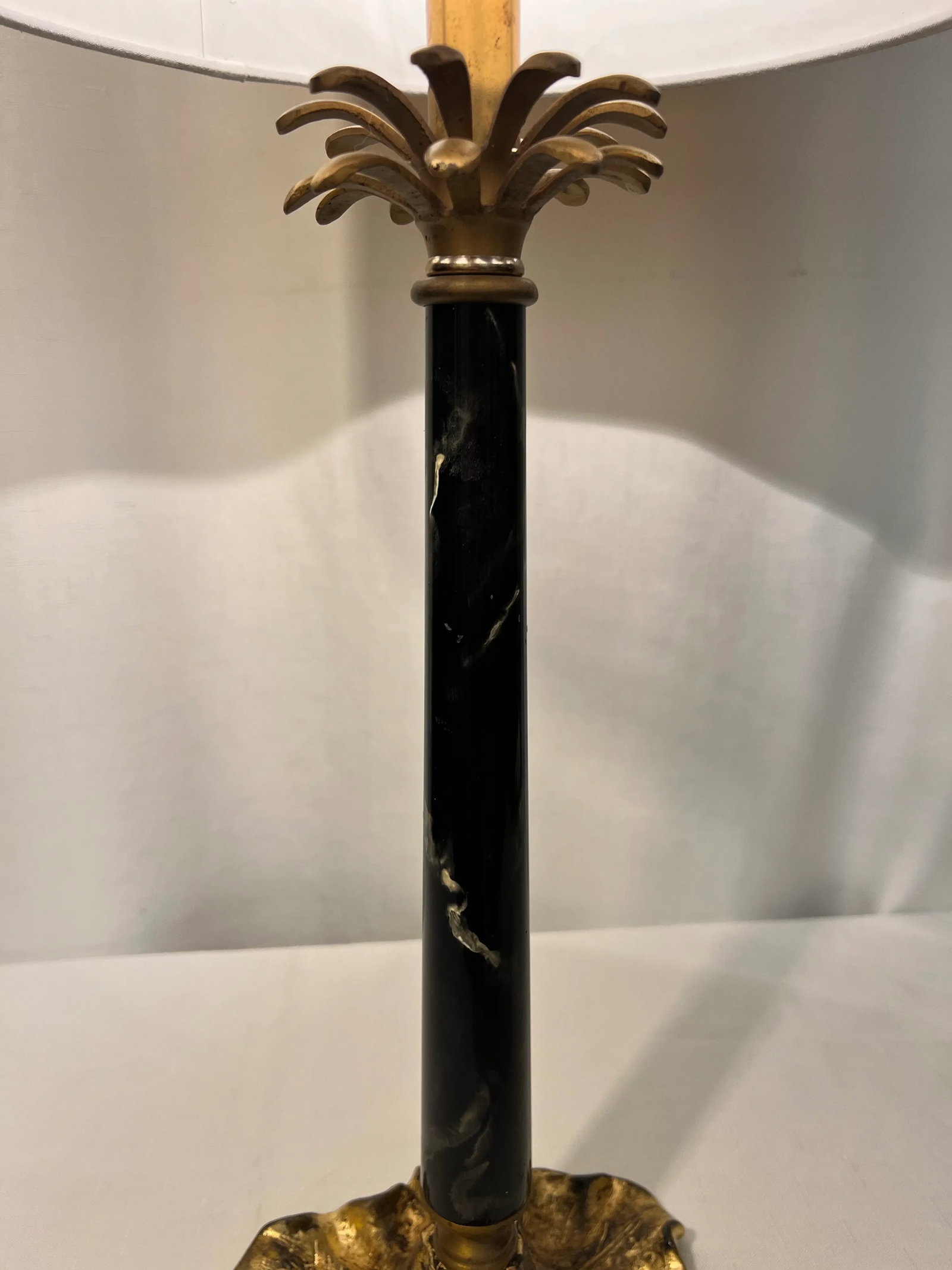 Contemporary Hollywood Regency Palm Tree Table Lamp With Shade - 4