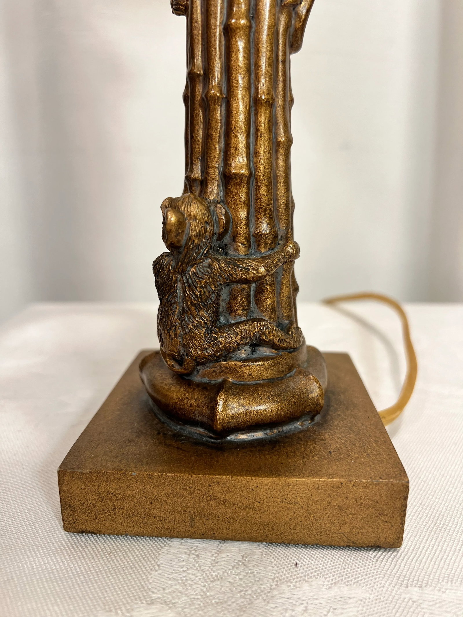 Vintage Two Monkey's Climbing Faux Bamboo Gold Petite Table Lamp - 7