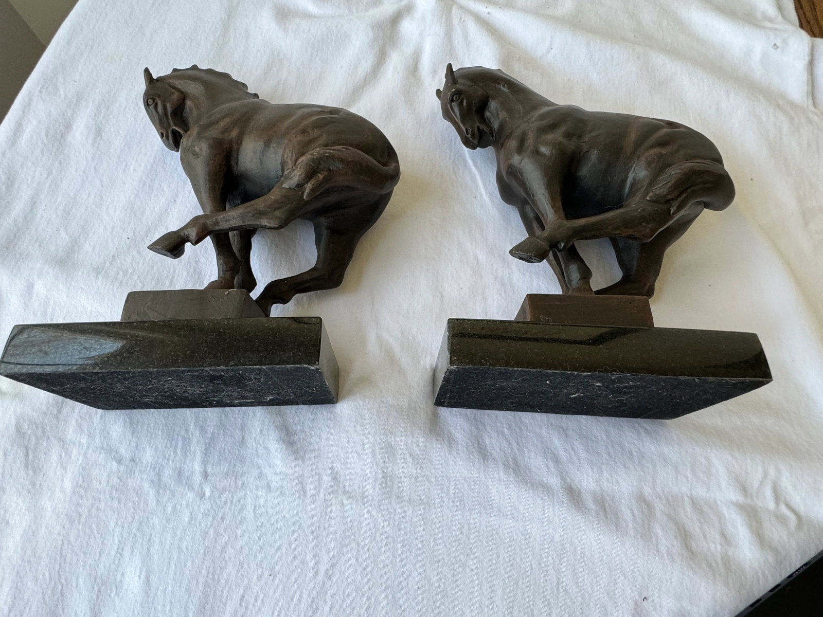 Pair of Global Views Cast Iron Horse Equestrian Bookends - 11
