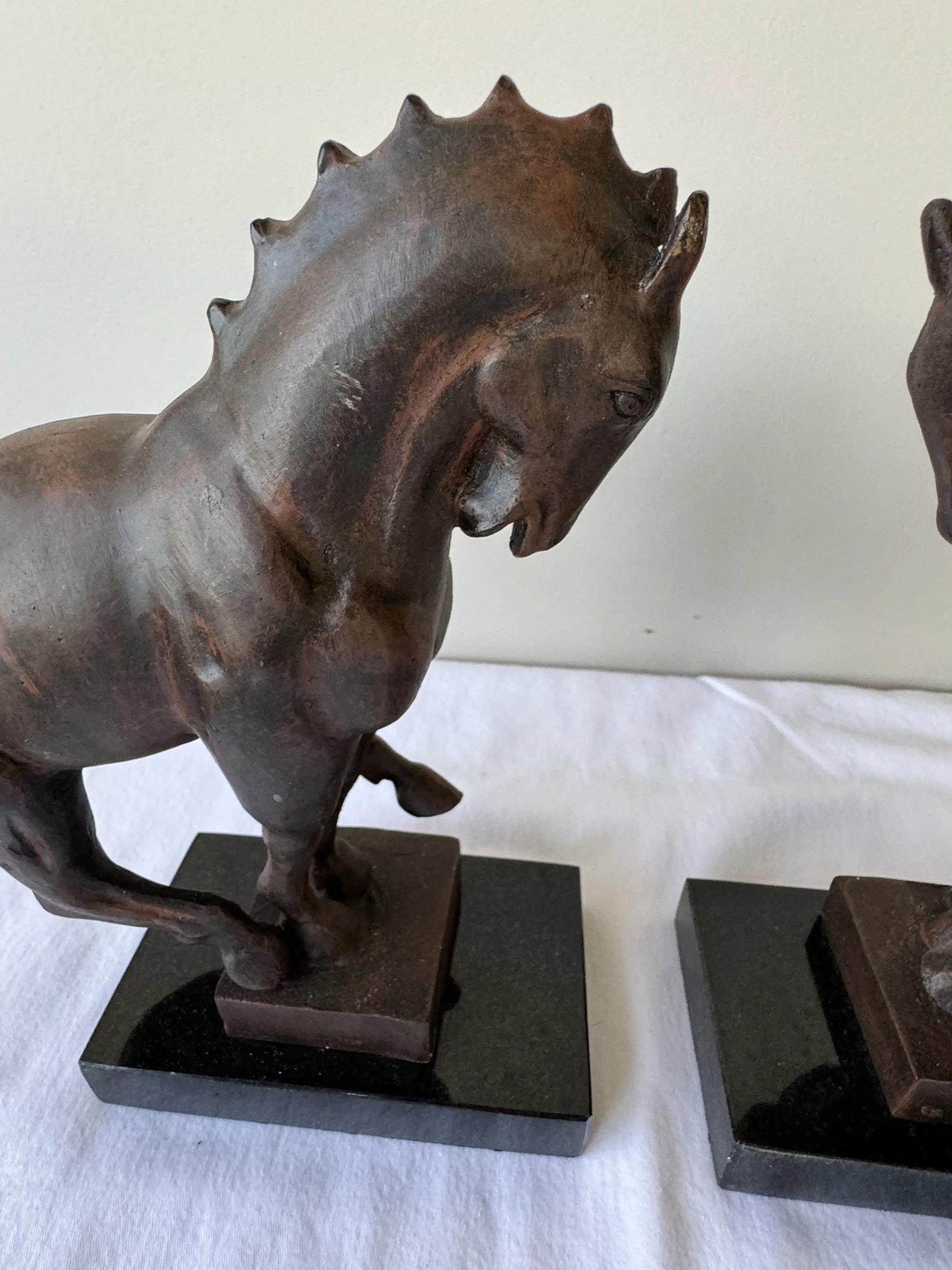 Pair of Global Views Cast Iron Horse Equestrian Bookends - 2