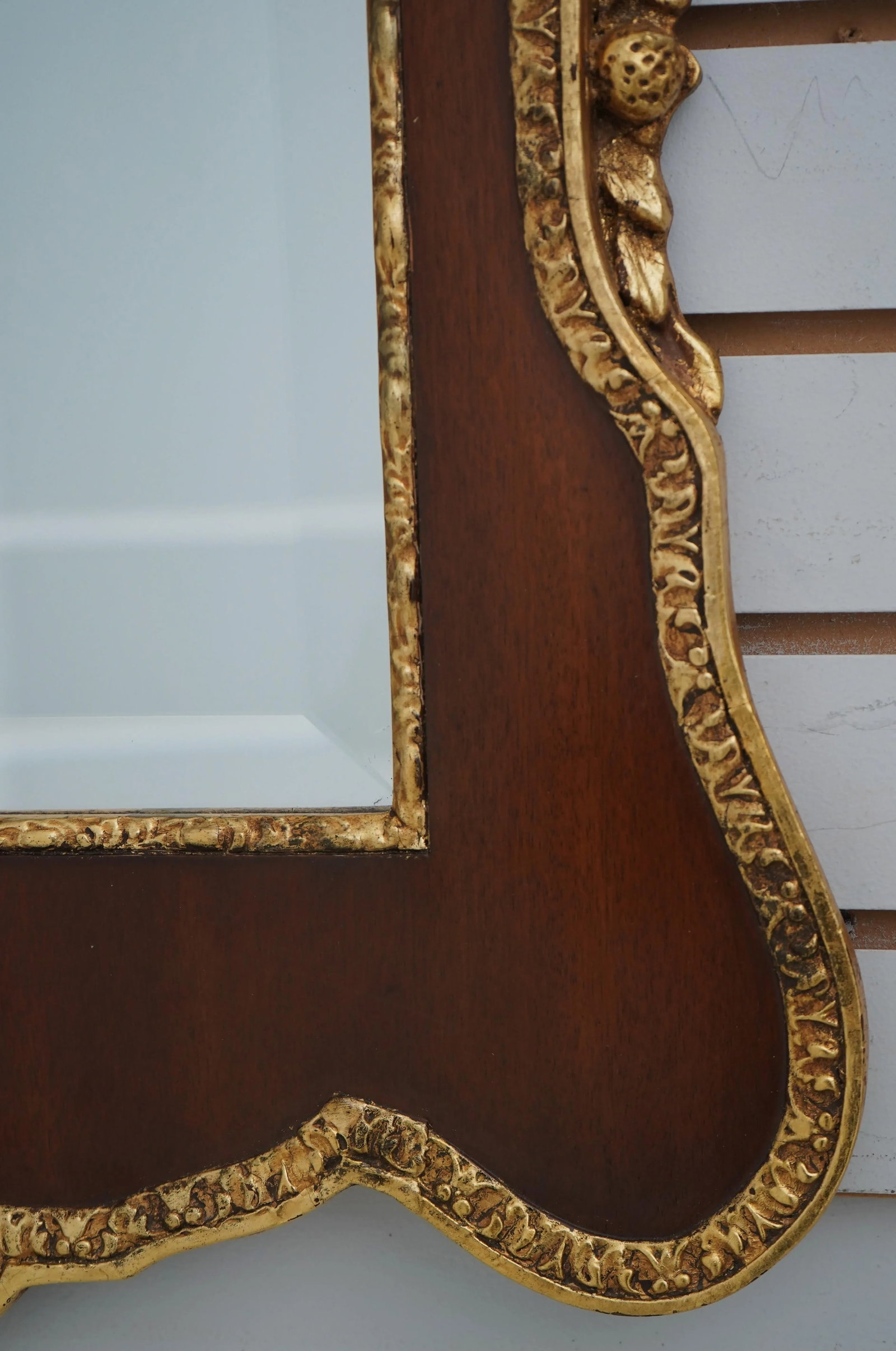 Friedman Brothers Phoenix Top Chippendale Mirror - 4