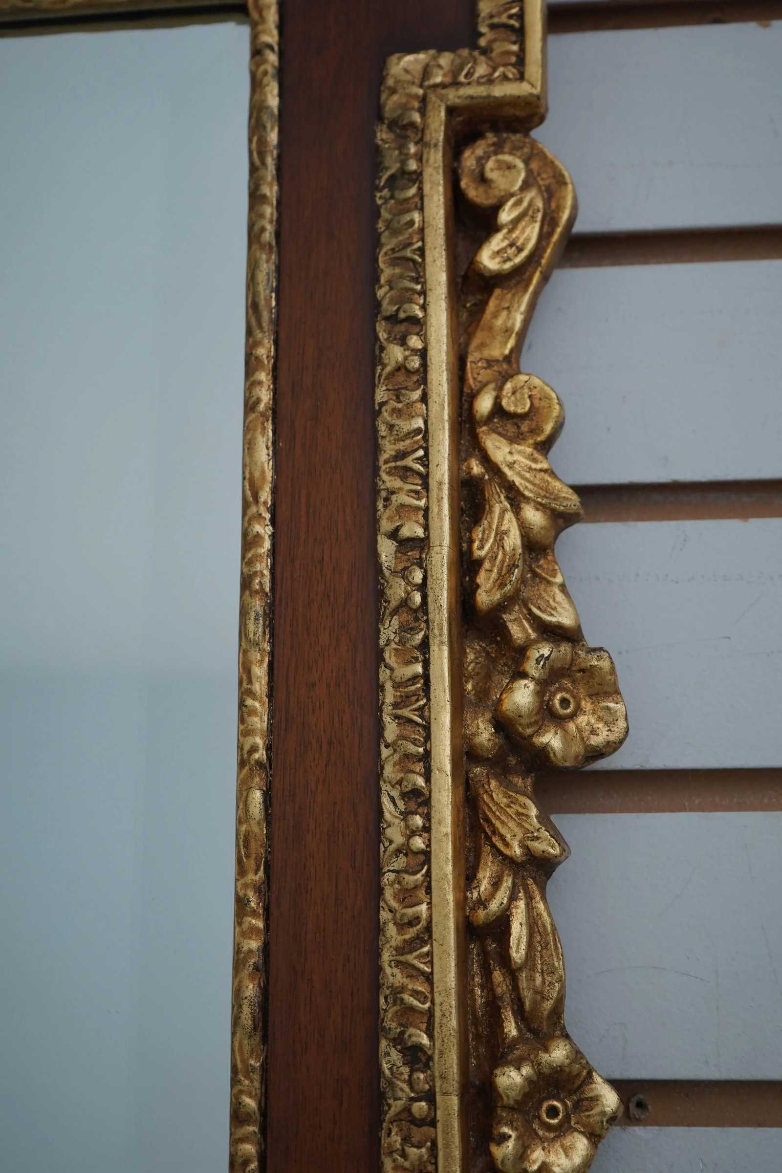 Friedman Brothers Phoenix Top Chippendale Mirror - 5