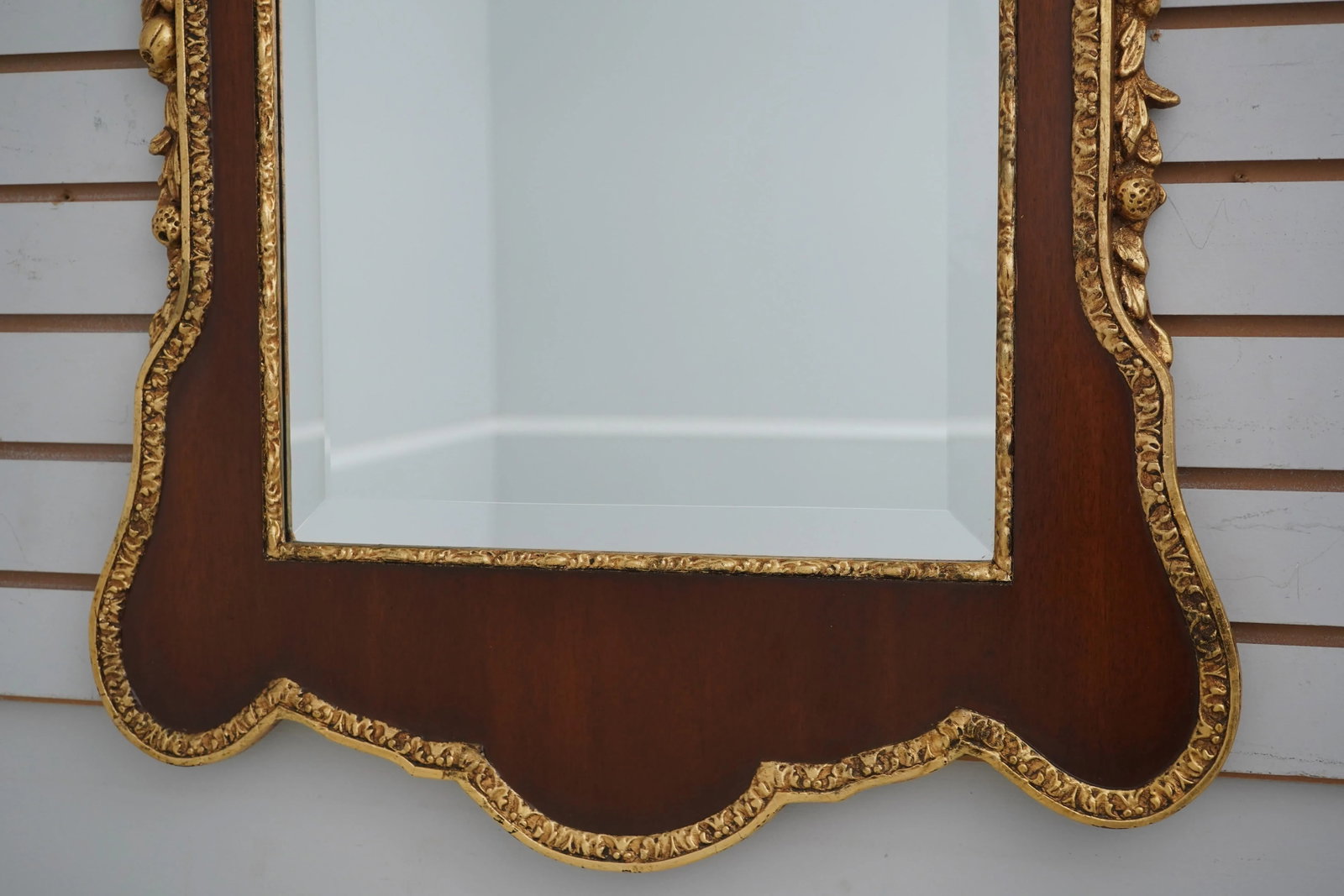 Friedman Brothers Phoenix Top Chippendale Mirror - 9