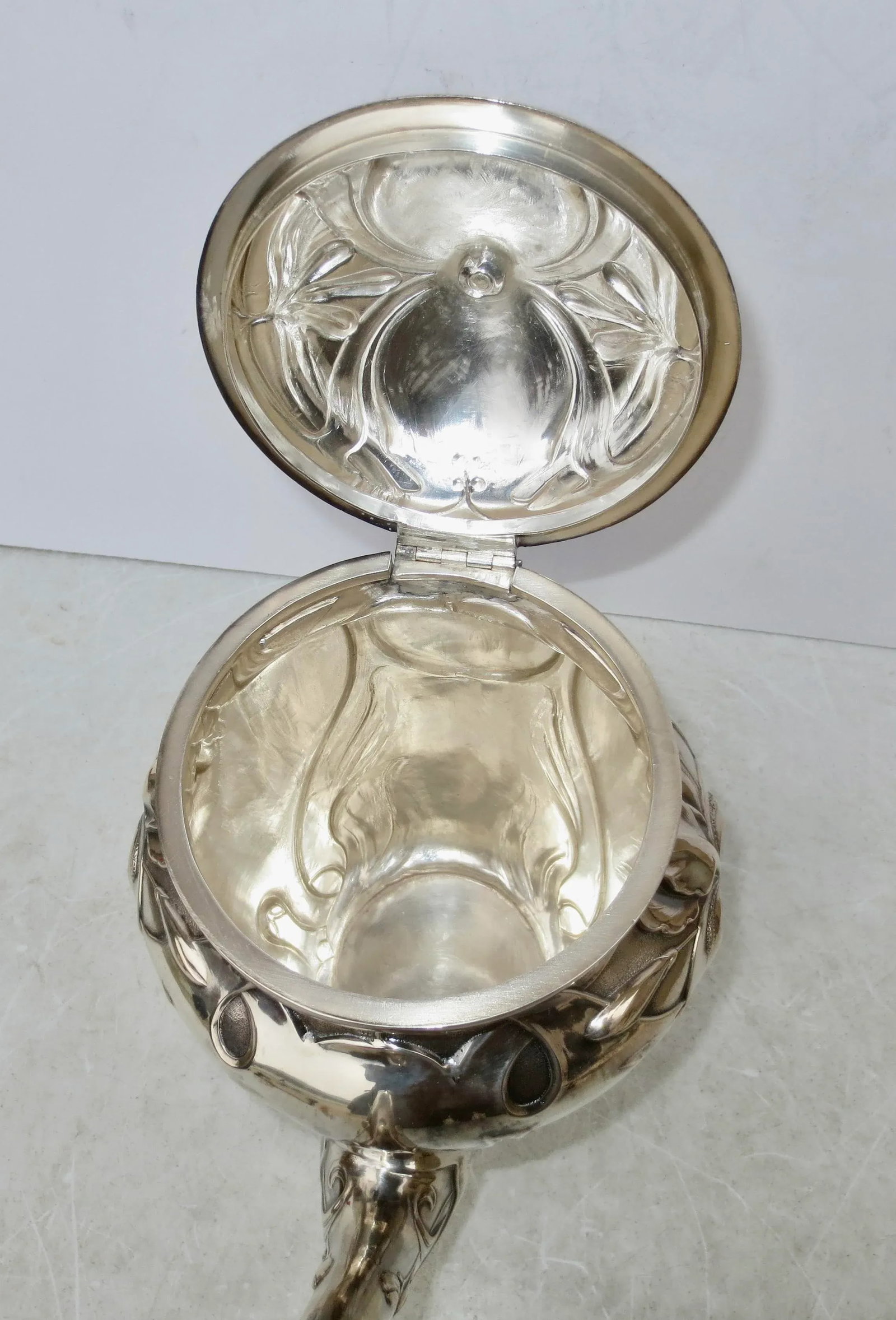 Silver-Plate Art Nouveau Tea Pot - 6