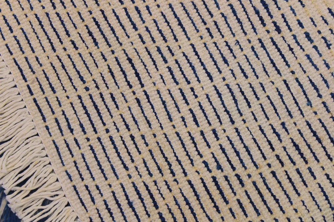 1990s Boho Chic Modern Moroccan Wool Rug - 4'1'' * 6'1'' - 7