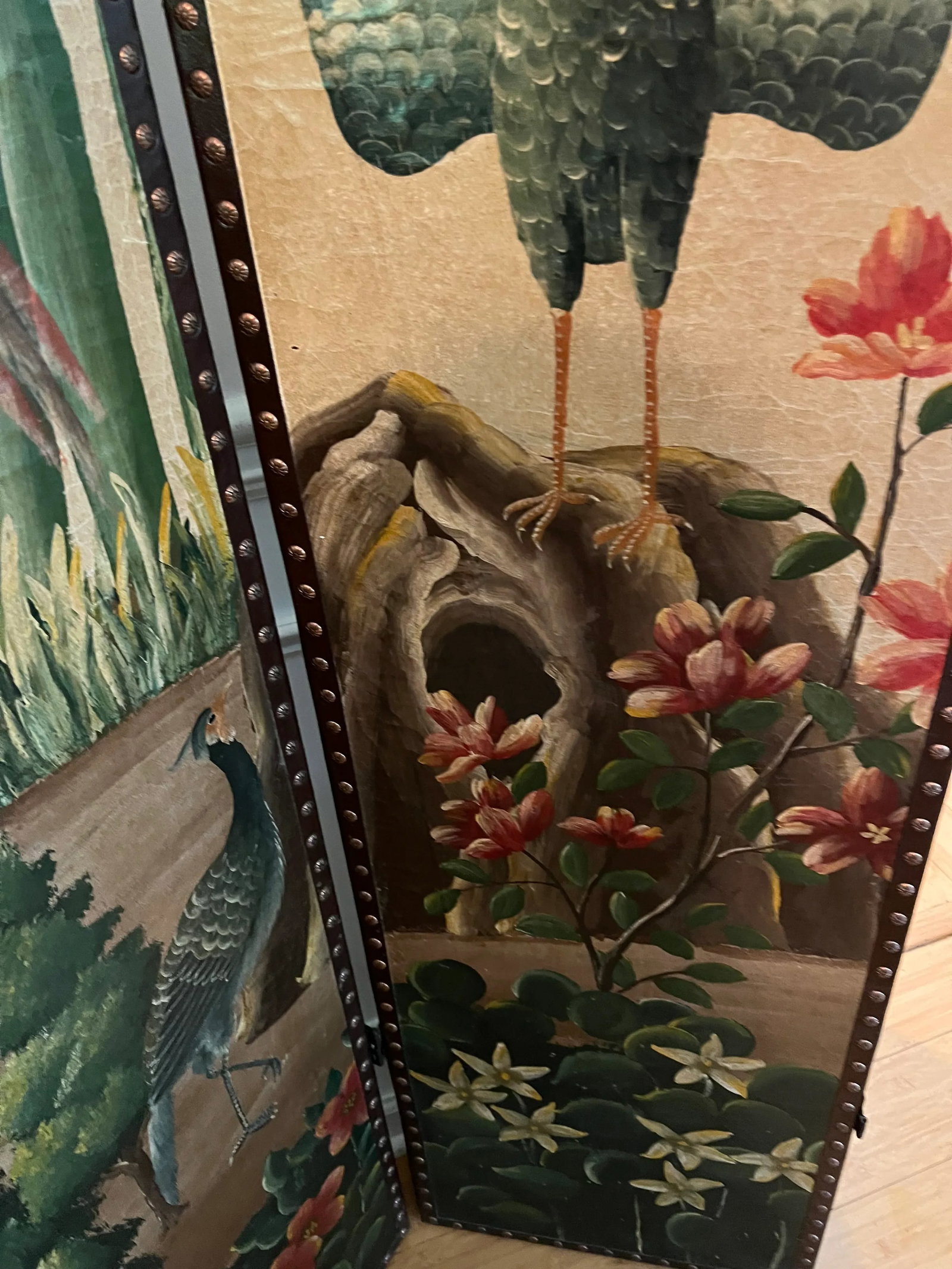 Vintage Large Screen With Bird Details - 12