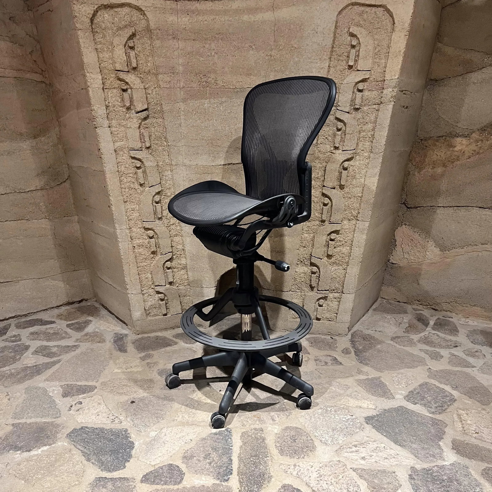Vintage Herman Miller Aeron Classic Stool Armless Chair - 4