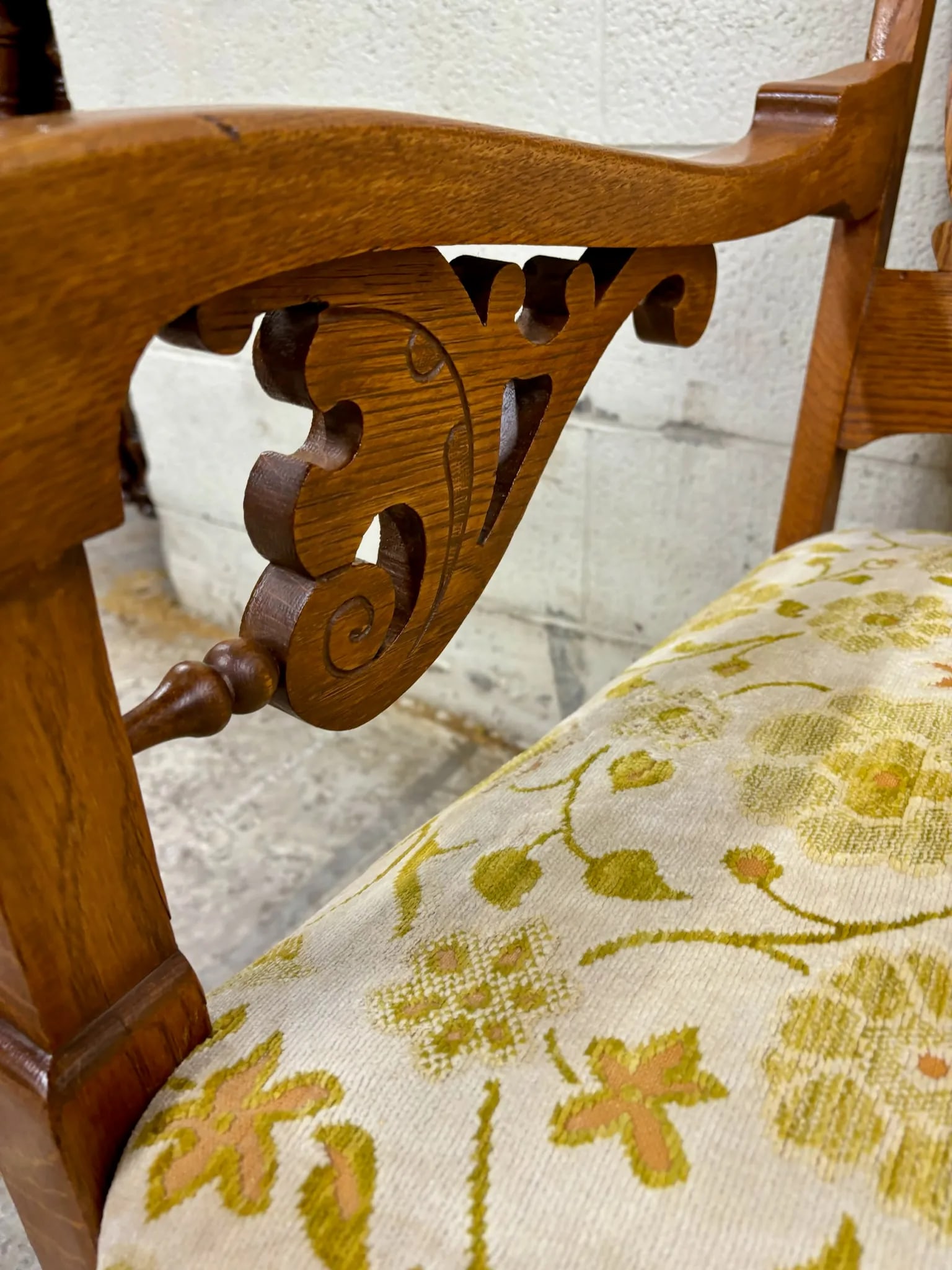 Antique Victorian Eastlake Tiger Oak Carved Floral Upholstery Settee Loveseat - 4