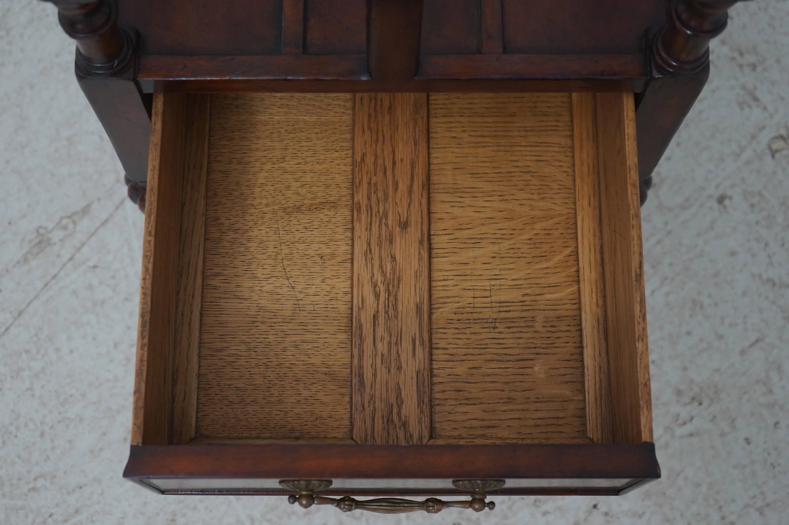 Jonathan Charles 1 Drawer Mahogany Canterbury Magazine Rack - 3