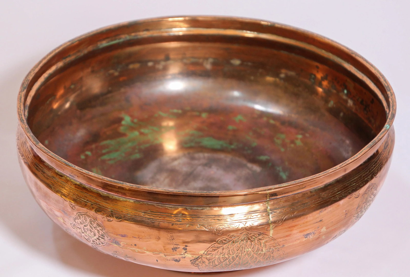 19th Century Middle Eastern Footed Tinned Copper Qajar Bowl - 3
