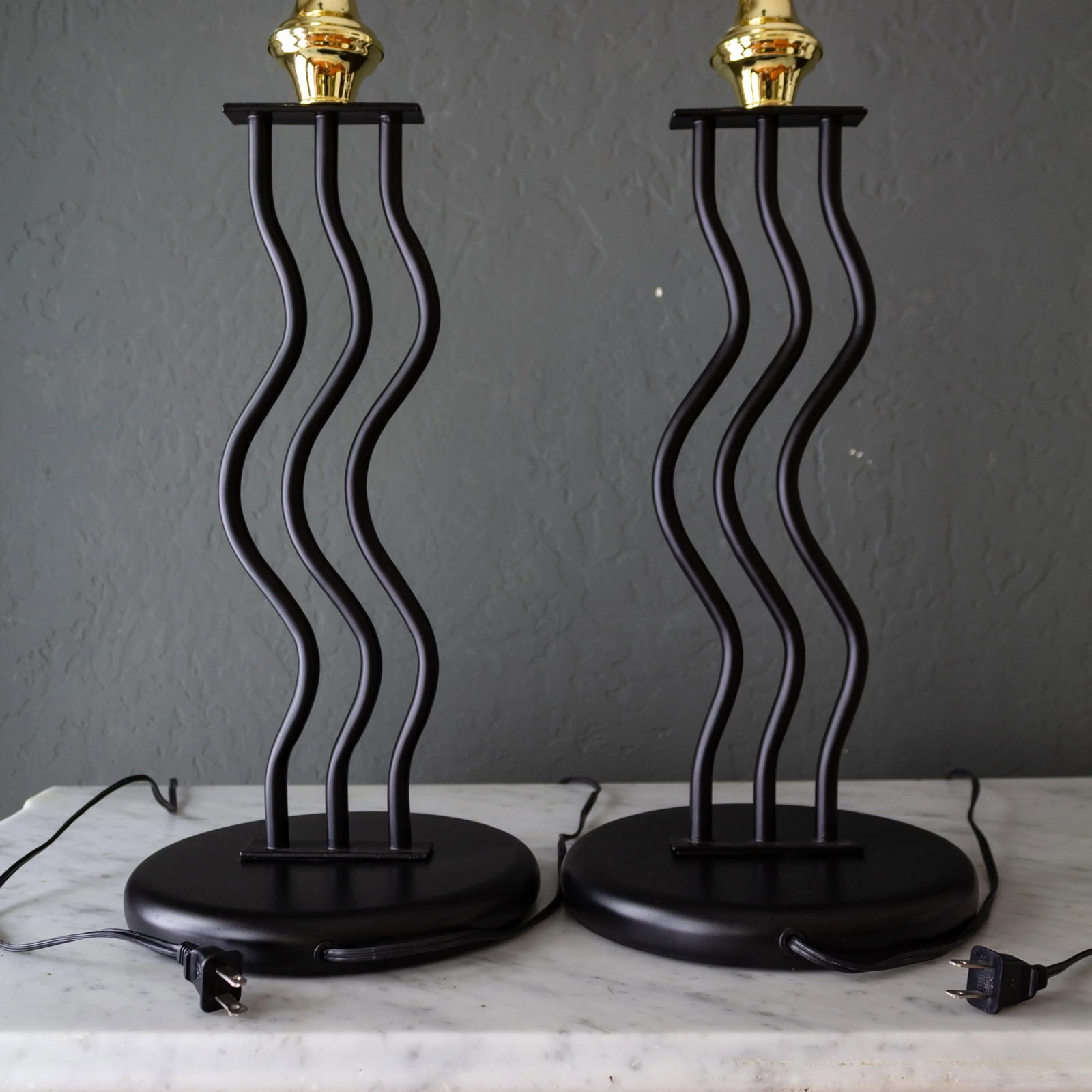 Black Wavy Memphis Style Squiggle Lamps | Set of Two - 11