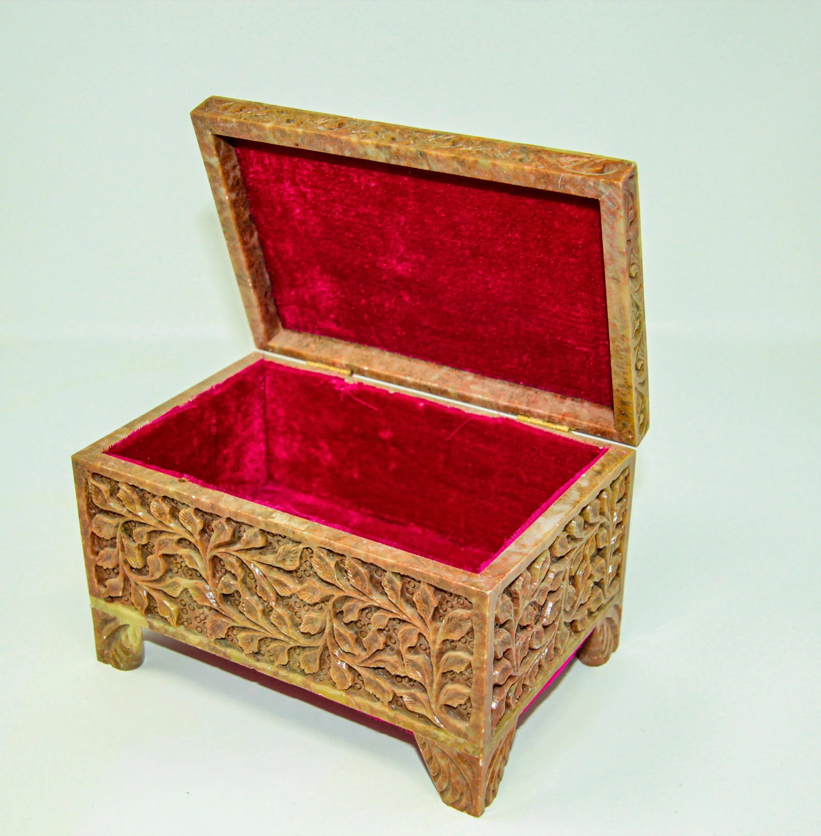 Hand-Carved Stone Jewelry Box Rajasthan, India - 4