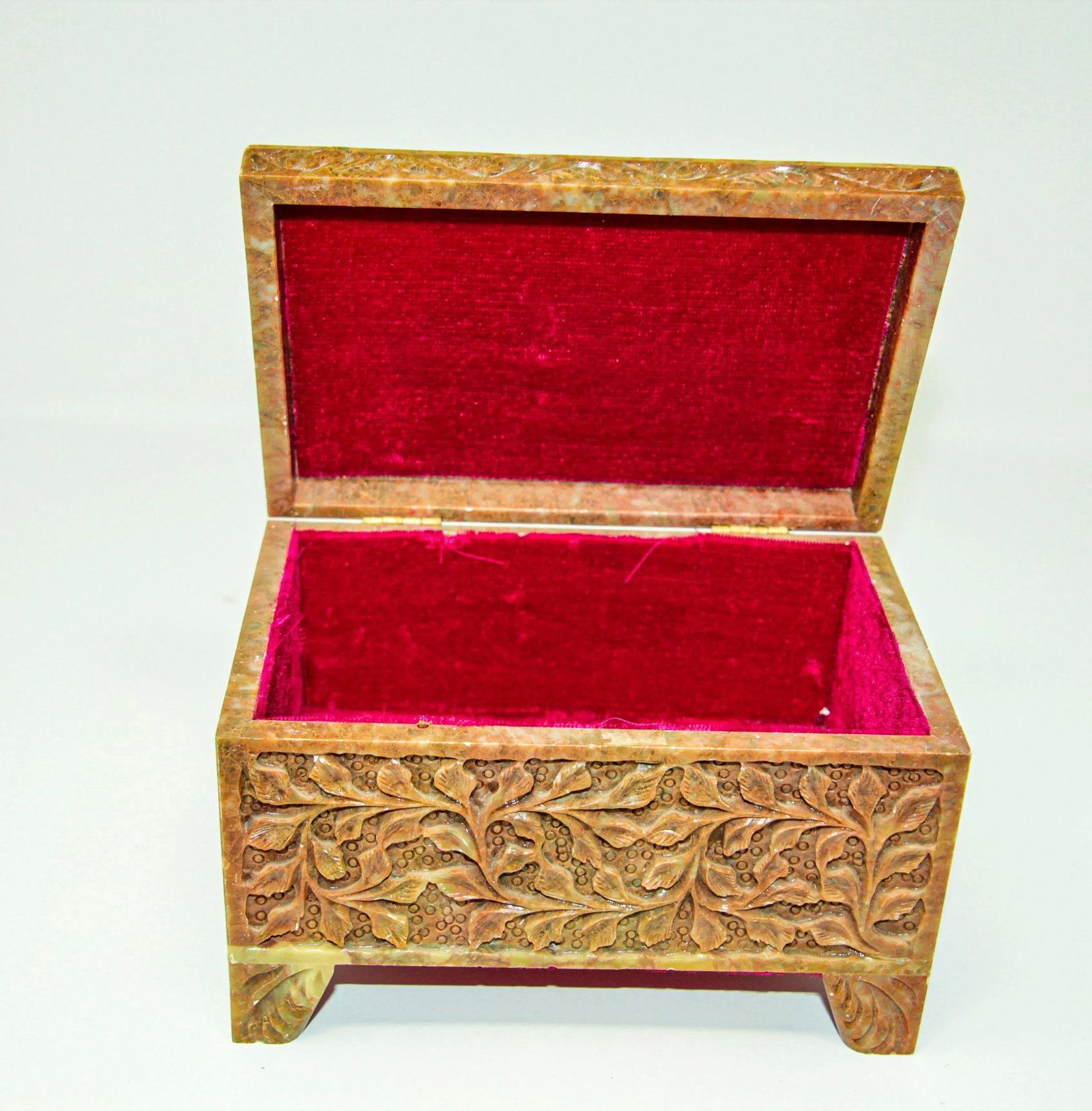 Hand-Carved Stone Jewelry Box Rajasthan, India - 5