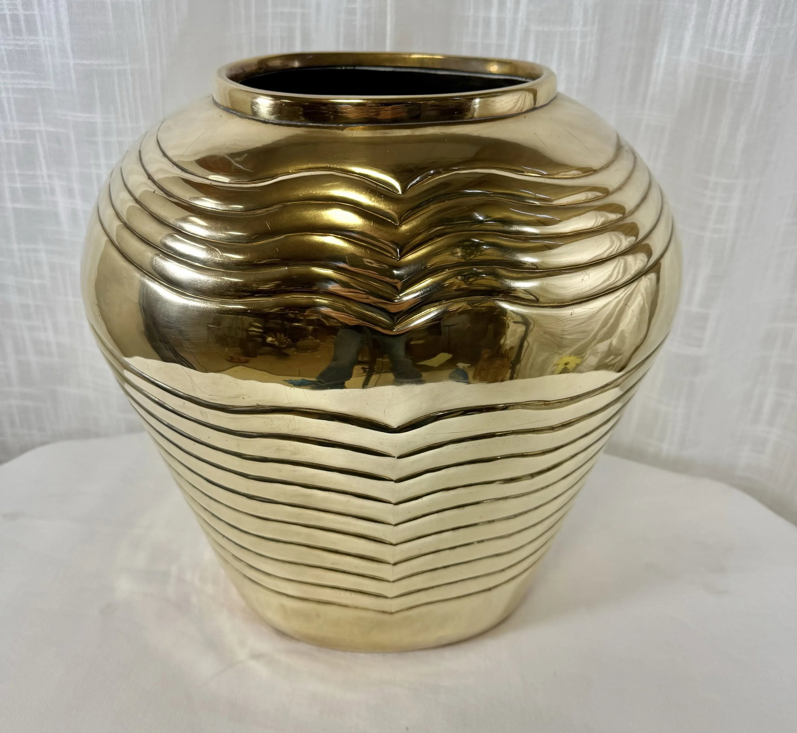 Vintage Art Deco Style Embossed Polished Brass Vase - 4