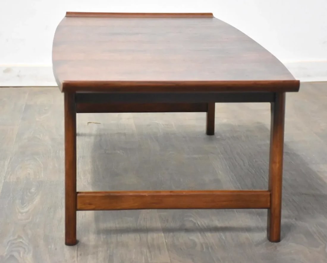 1960s Walnut Coffee Table by Lane Furniture - 6