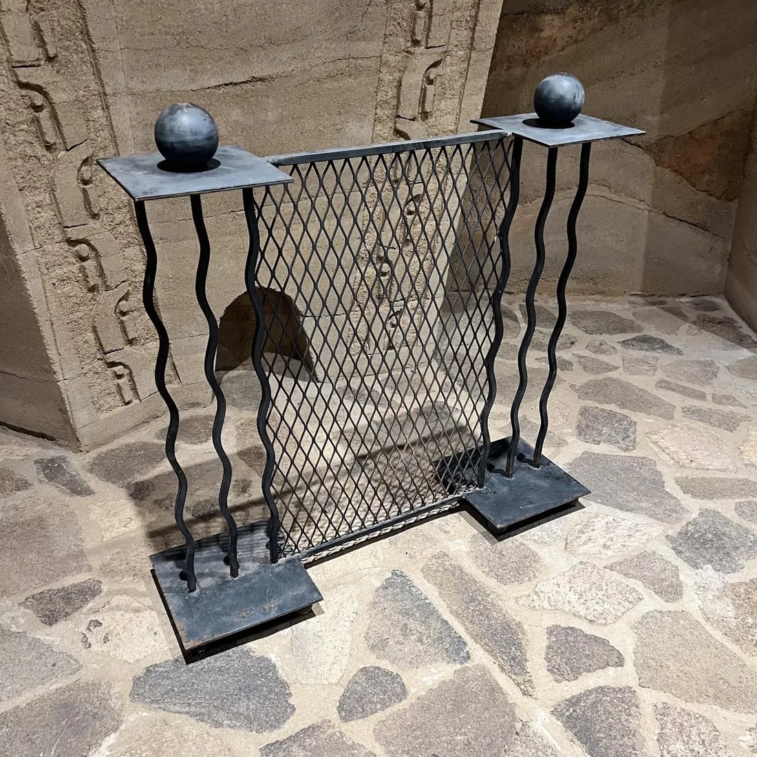 1980s Memphis Milano Squiggle Fireplace Screen Hand Forged Iron - 6