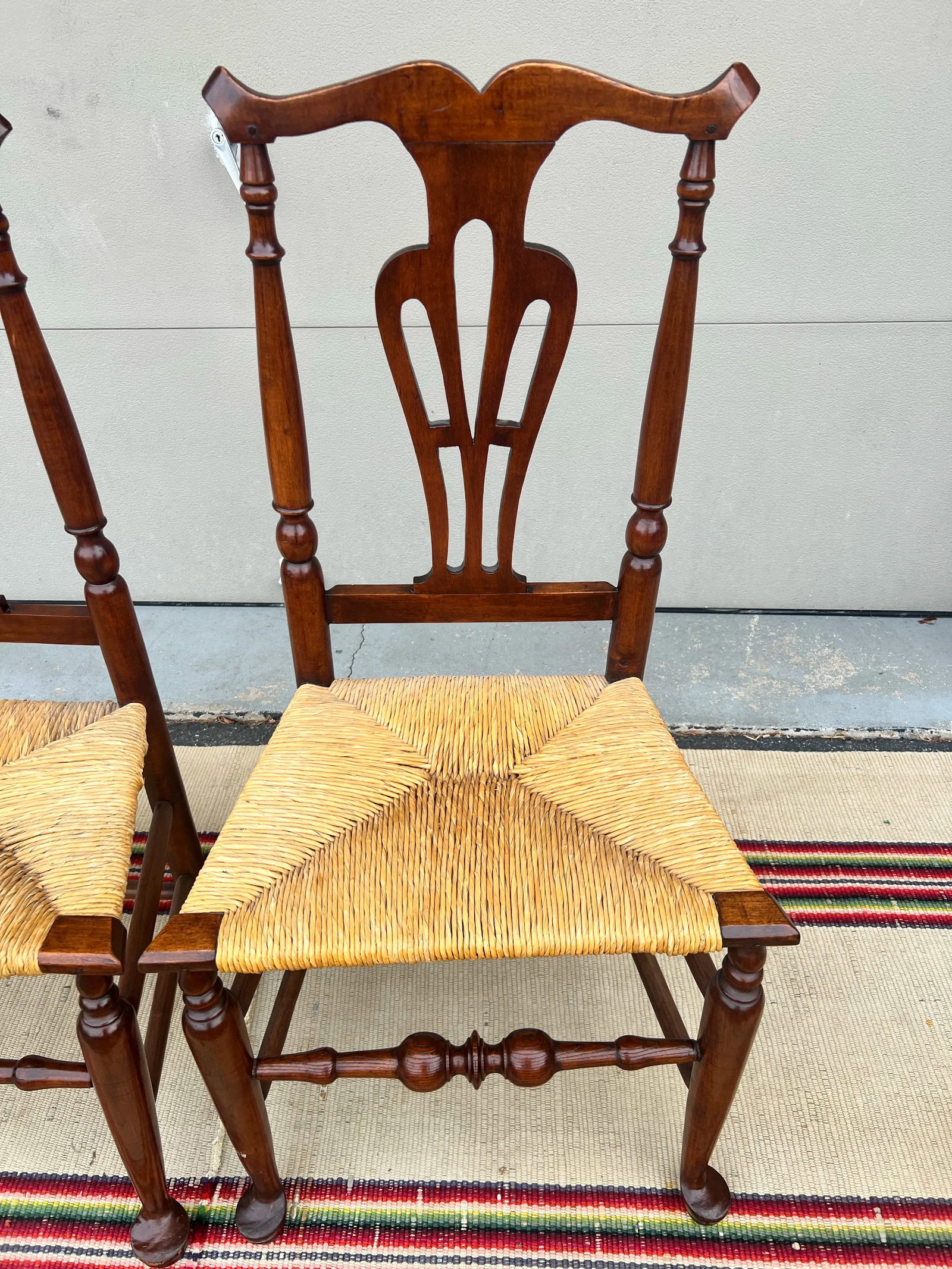 A Pair of Country Queen Anne Rush Seat Side Chairs, Hudson Valley of New York, Circa 1760's - 3