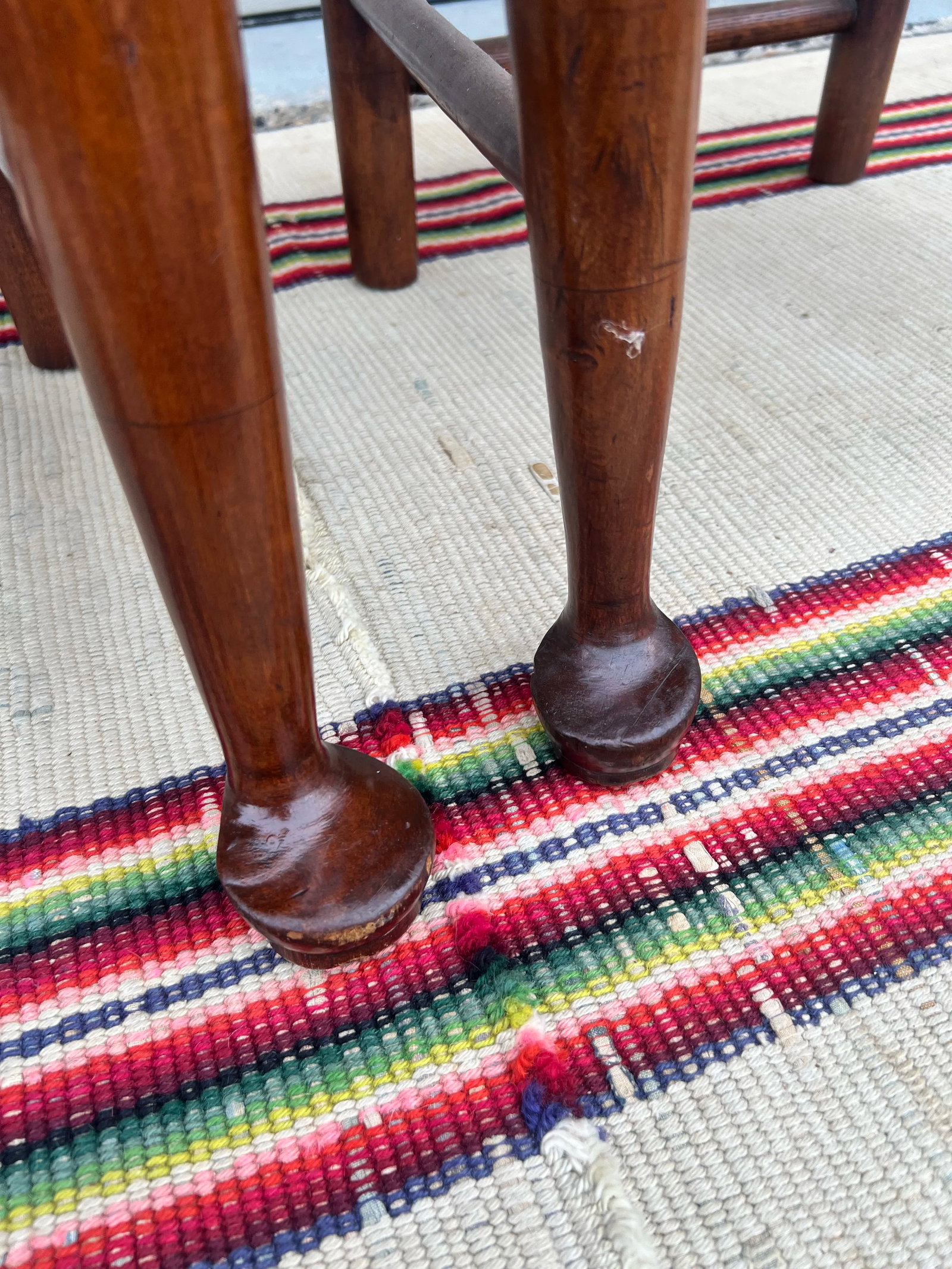 A Pair of Country Queen Anne Rush Seat Side Chairs, Hudson Valley of New York, Circa 1760's - 7