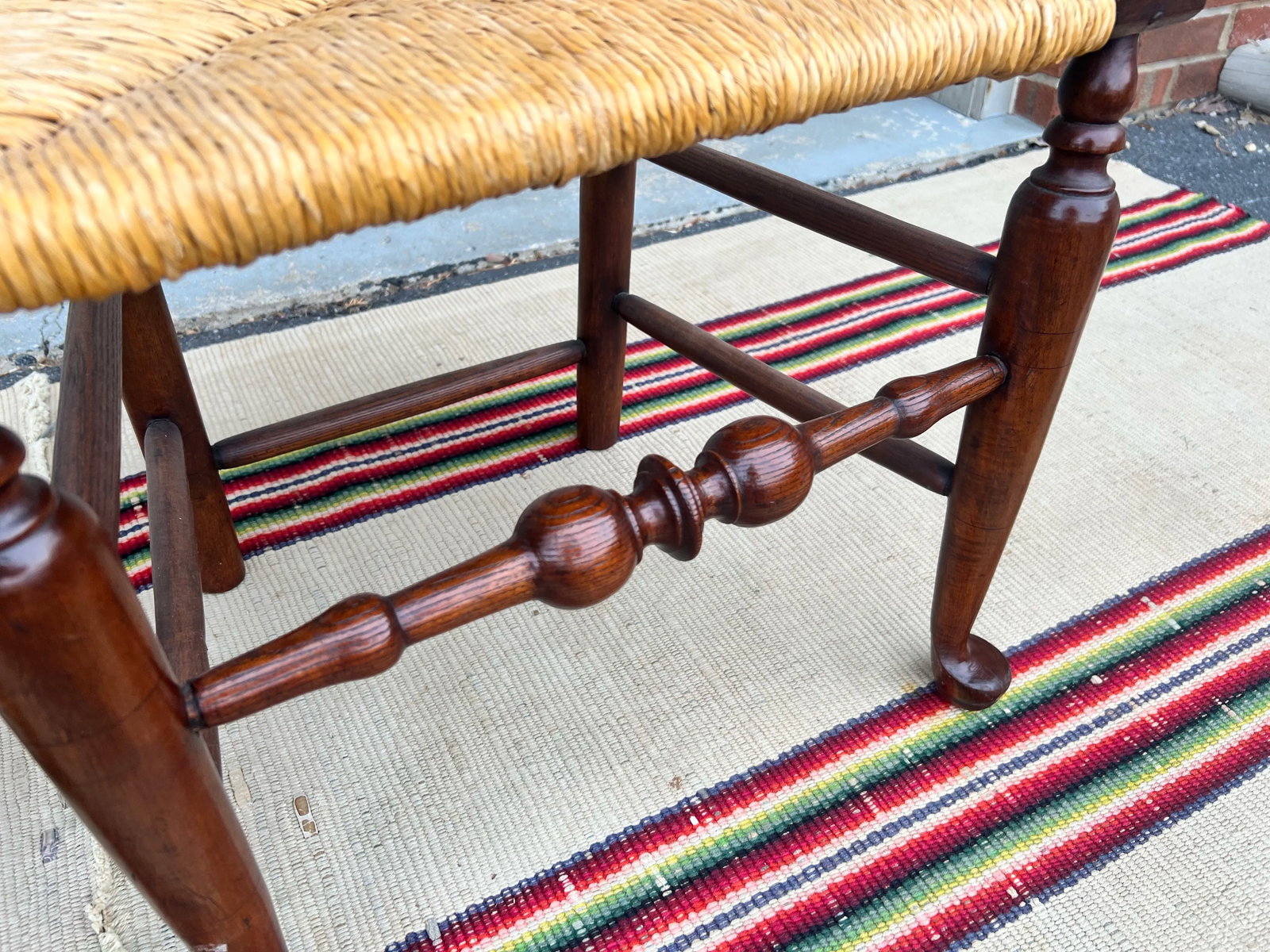 A Pair of Country Queen Anne Rush Seat Side Chairs, Hudson Valley of New York, Circa 1760's - 8