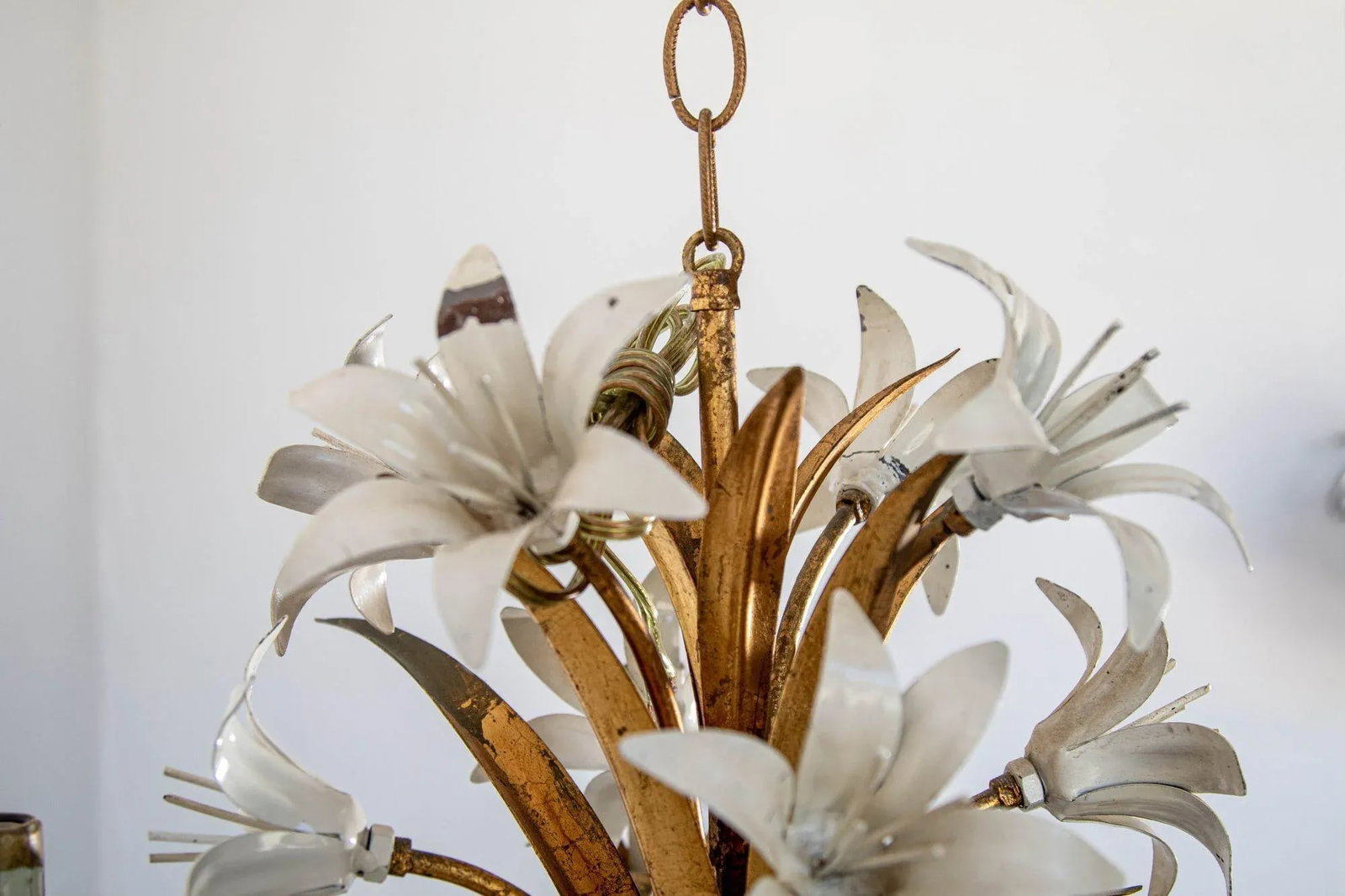 Hollywood Regency Gilt Metal Chandelier With White Lily Flowers - 12