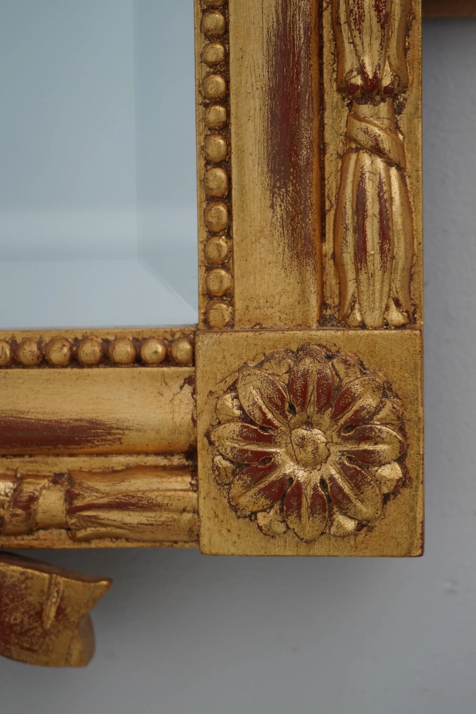 Labarge Lm-0466 Gold Frame Decorator Mirror - 8