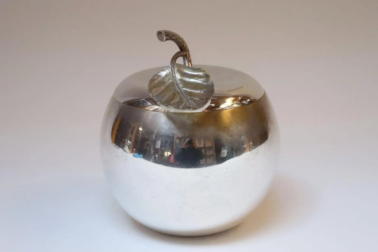 Vintage Italian Modernist Silver-Plated "Apple" Insulated Ice Bucket - 4