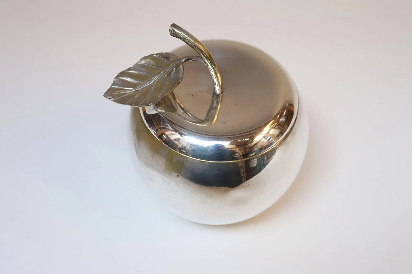 Vintage Italian Modernist Silver-Plated "Apple" Insulated Ice Bucket - 5