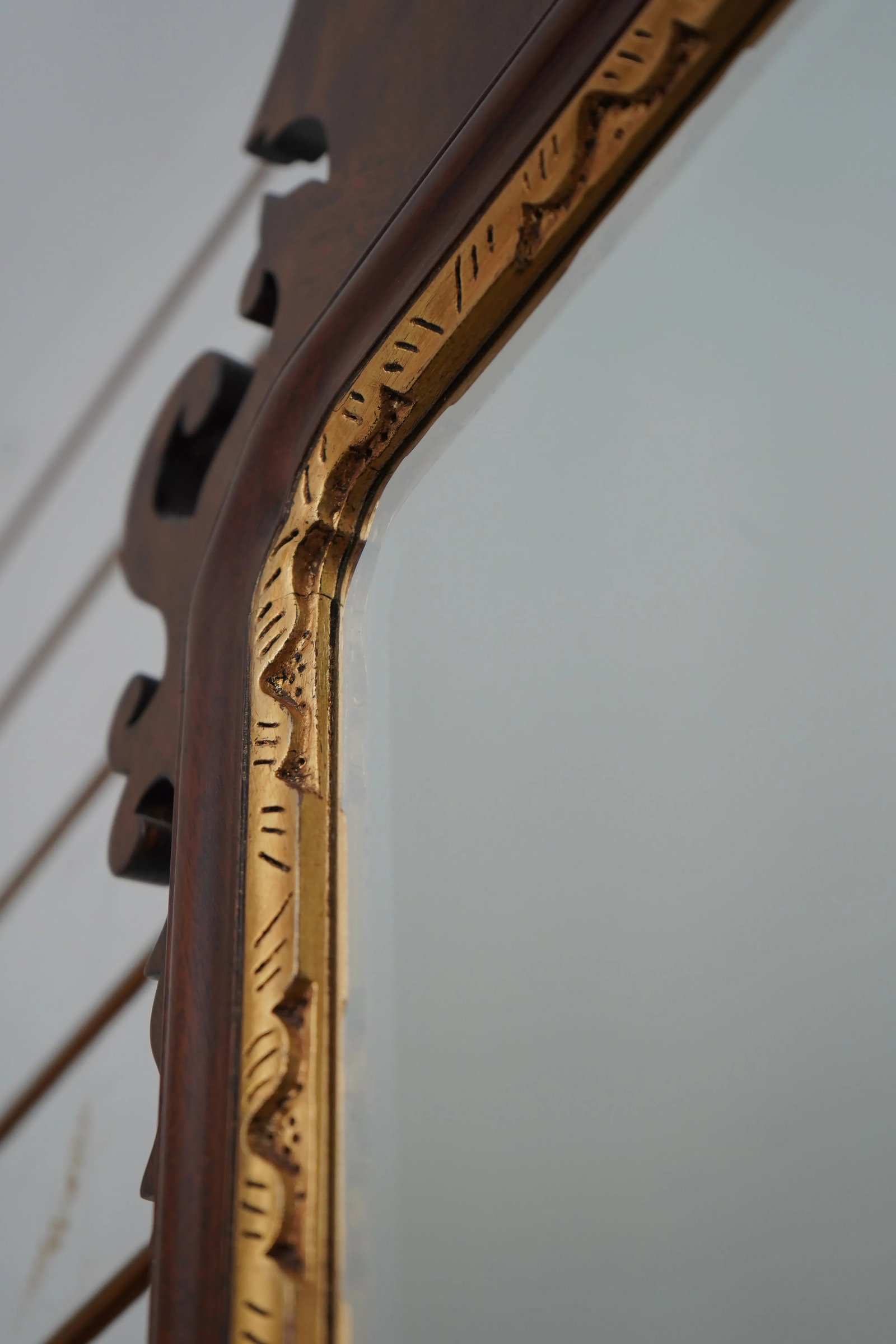 Henkel Harris Mahogany Spnea Chippendale Mirror - 6