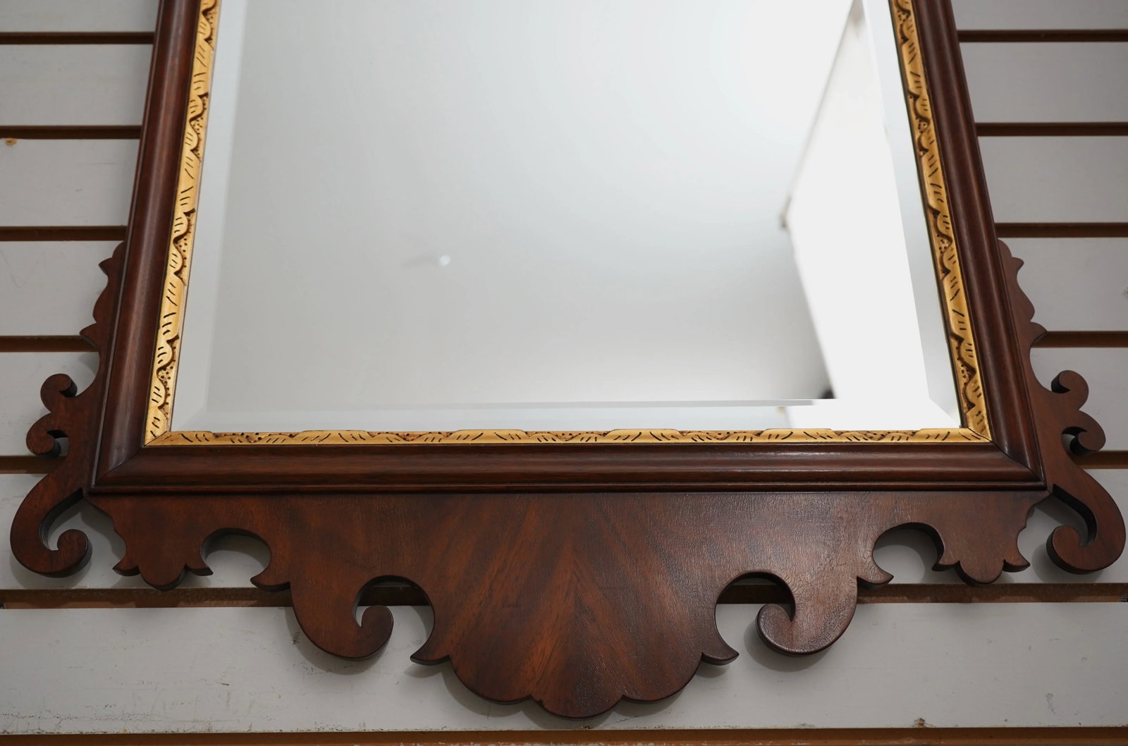 Henkel Harris Mahogany Spnea Chippendale Mirror - 8
