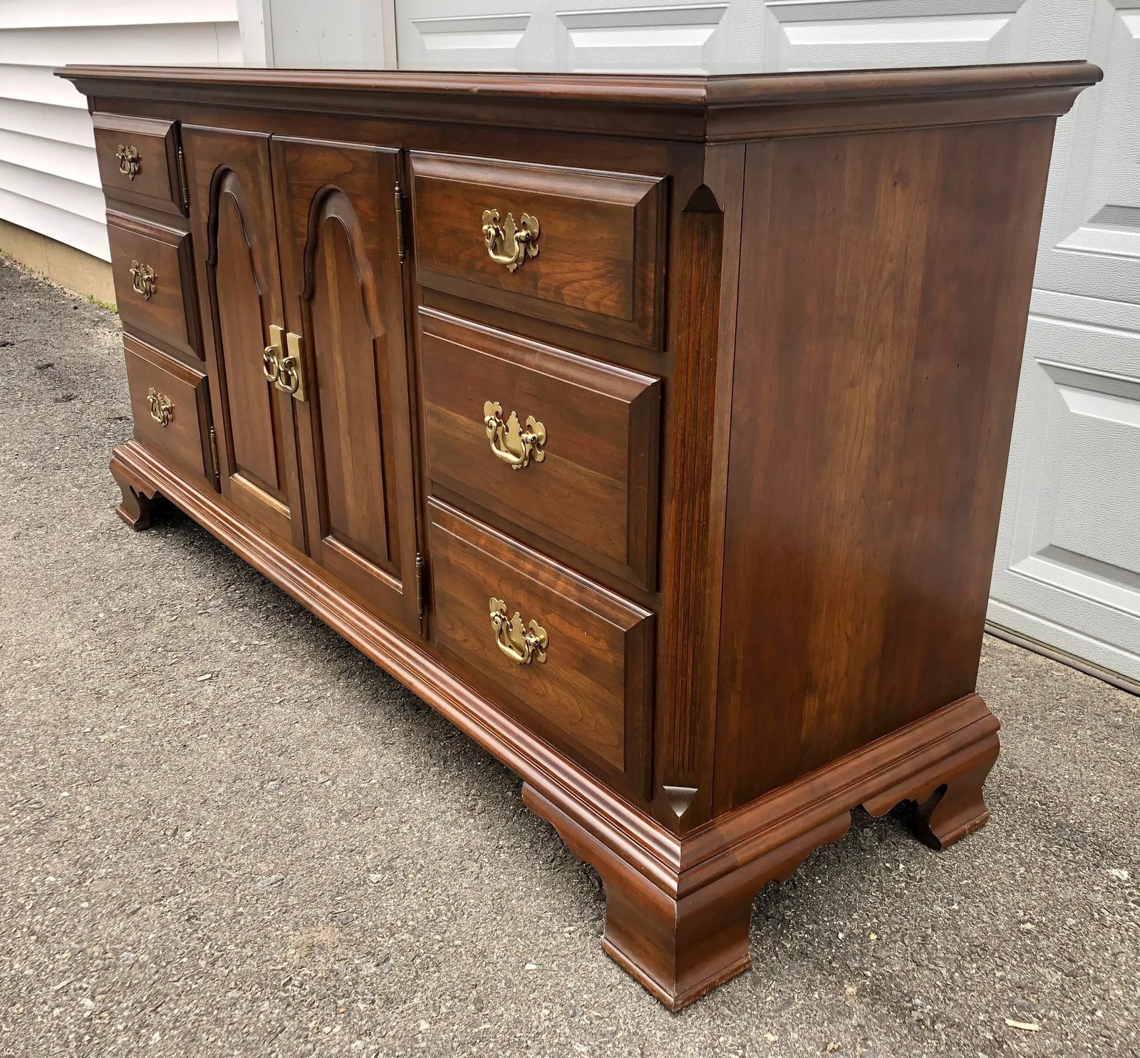 1970s Solid Cherry Pennsylvania House Long Dresser - 10
