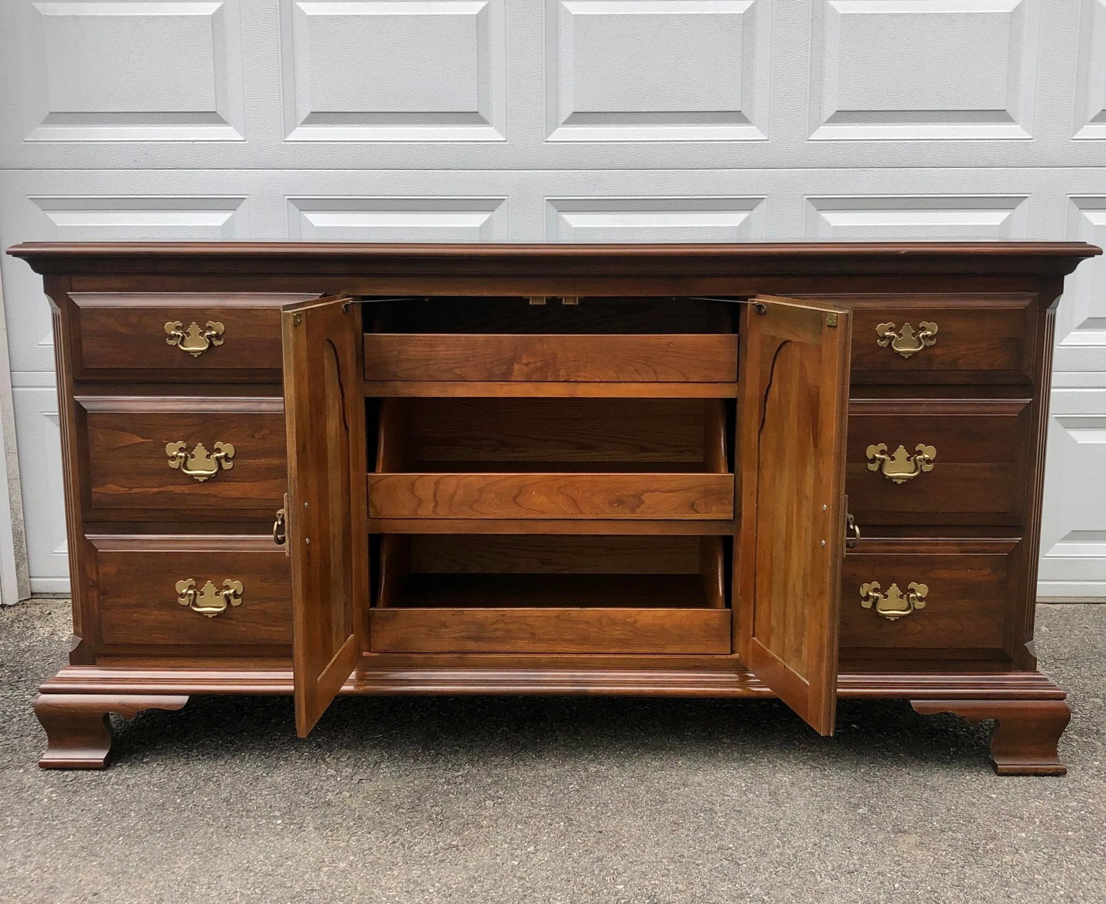 1970s Solid Cherry Pennsylvania House Long Dresser - 2