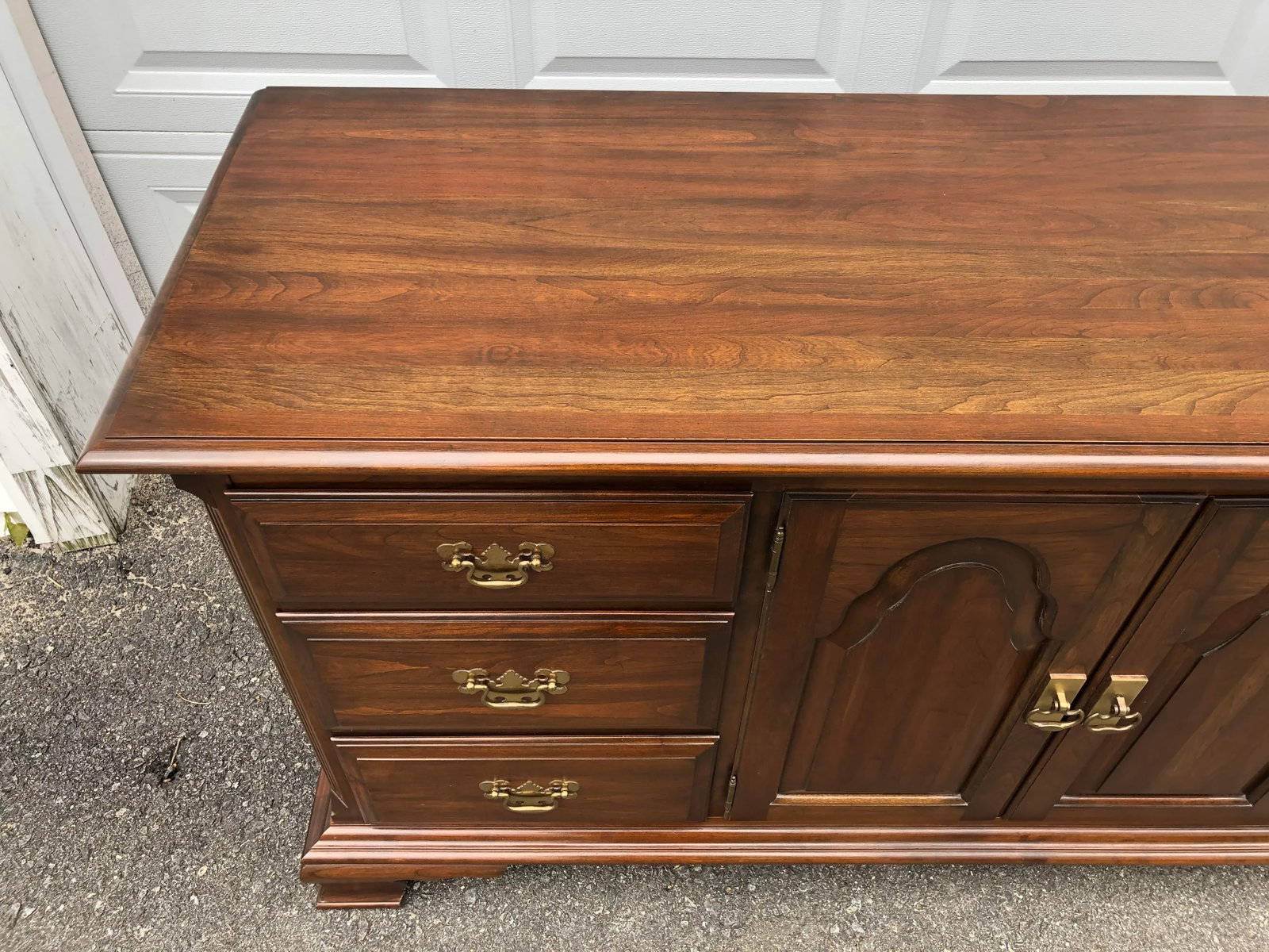 1970s Solid Cherry Pennsylvania House Long Dresser - 3