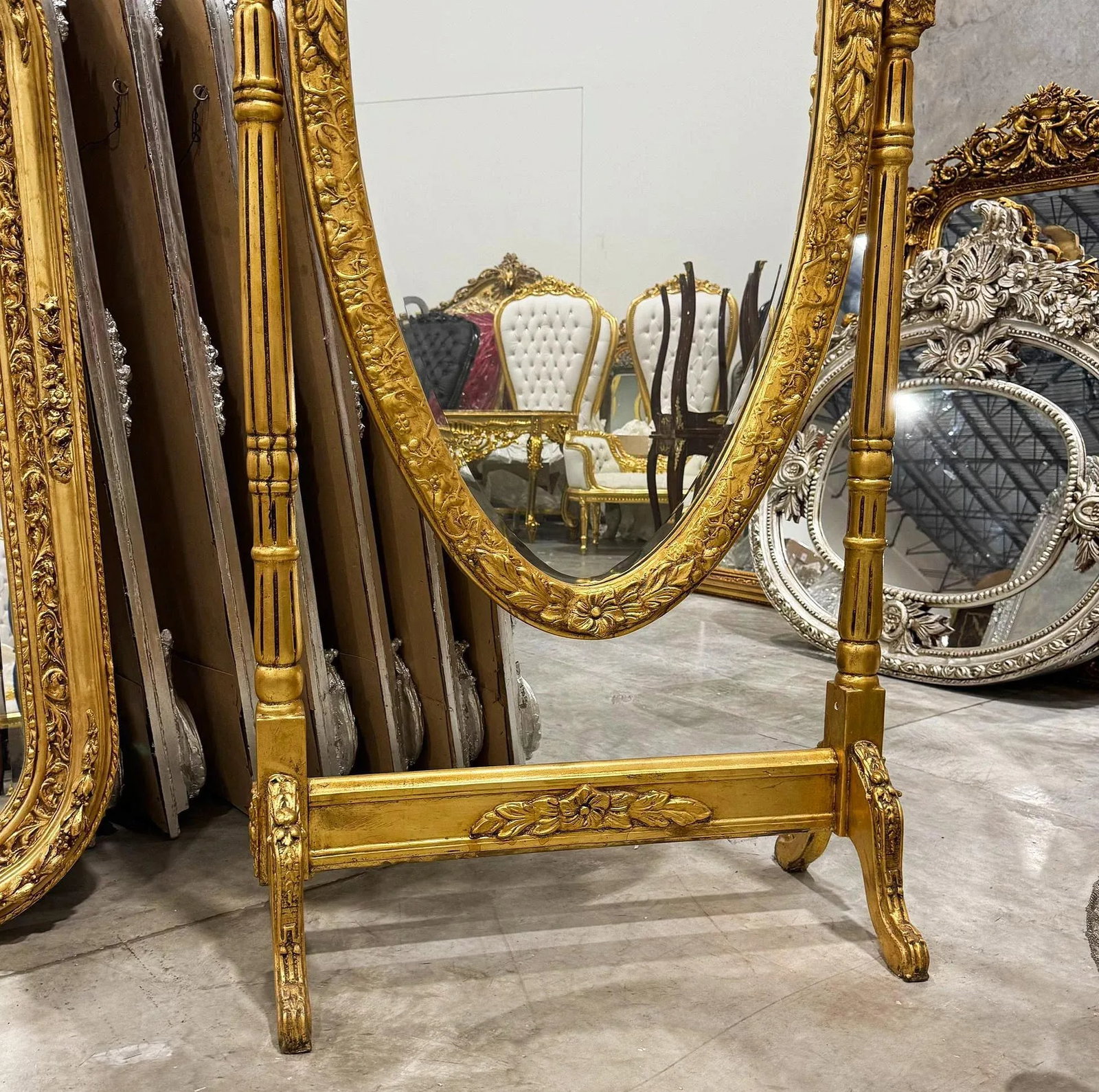Golden Oval Floor Mirror, French-Italian Style - 3