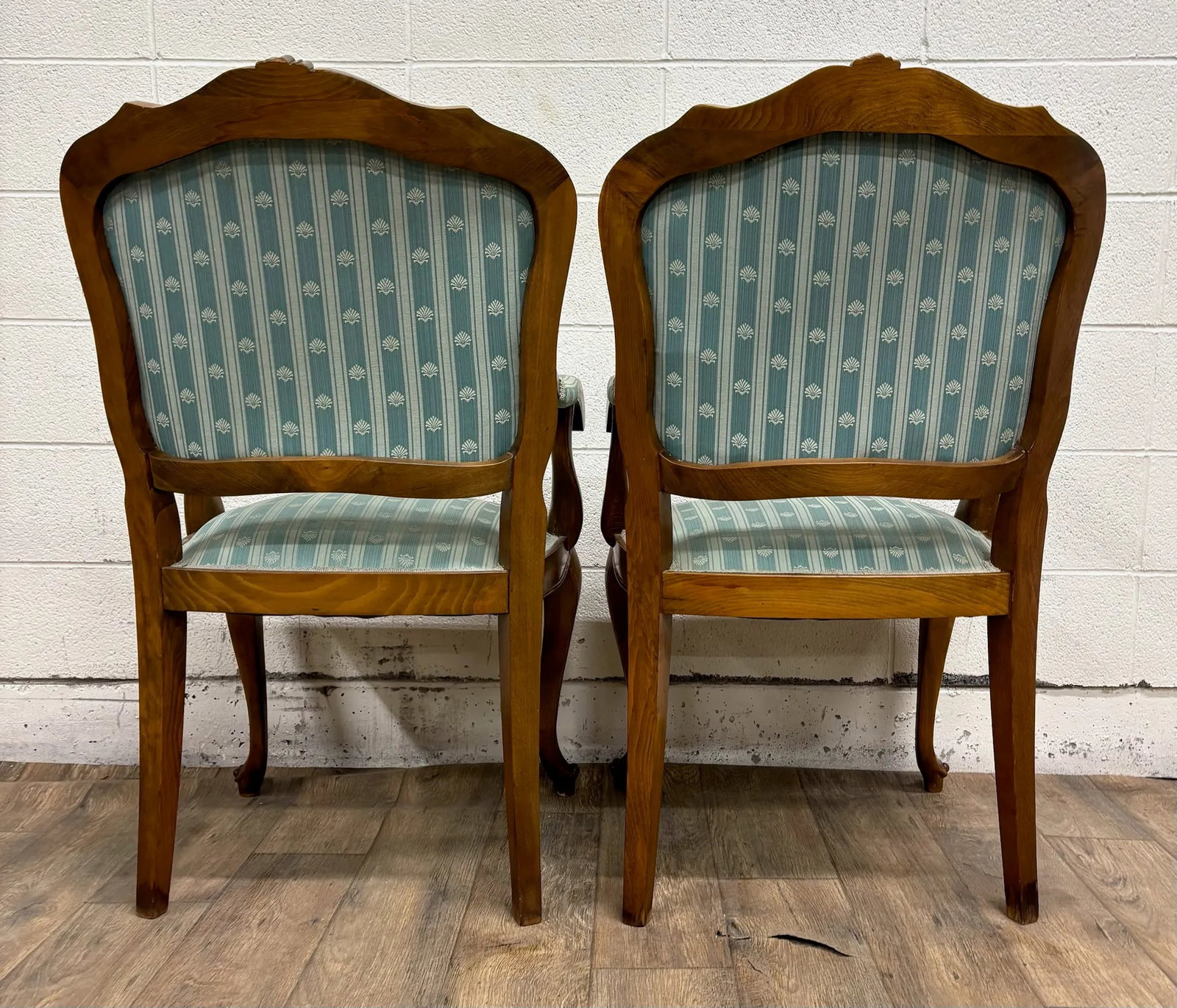 Vintage French Louis XV Style Carved Bergere Armchairs - Pair - 11