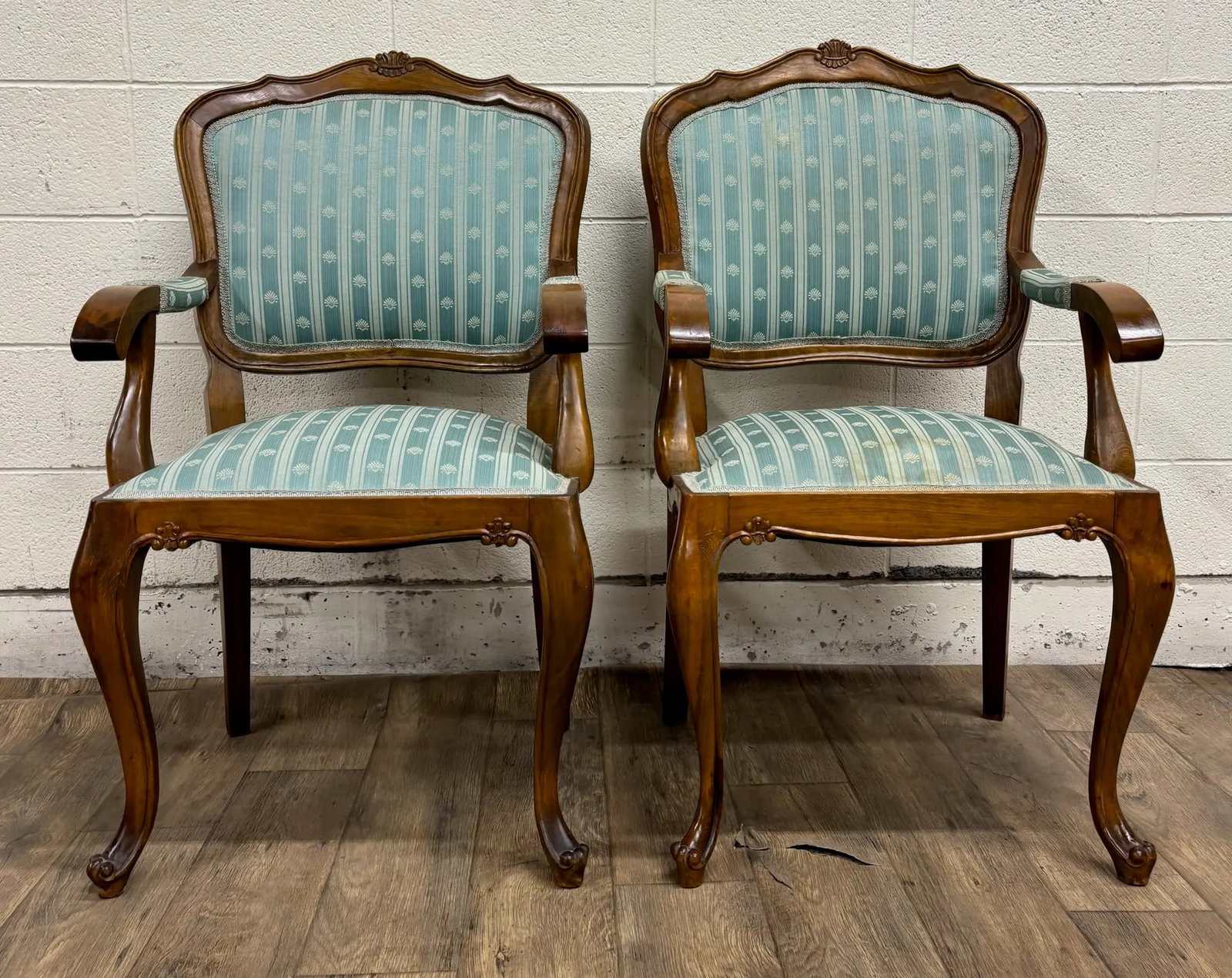Vintage French Louis XV Style Carved Bergere Armchairs - Pair - 2