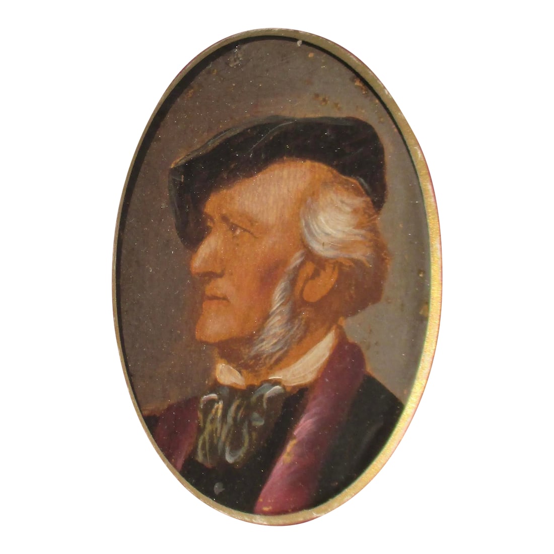 Scottish Portrait of an Noble in Tam O' Shatner 19th Century: A fine small oval portrait of a noble wearing the classic Tam O' Shatner and grey mutton chop sideburns. now framed into a contemporary gilt wood frame with a back stand or hanging ring. Matted in