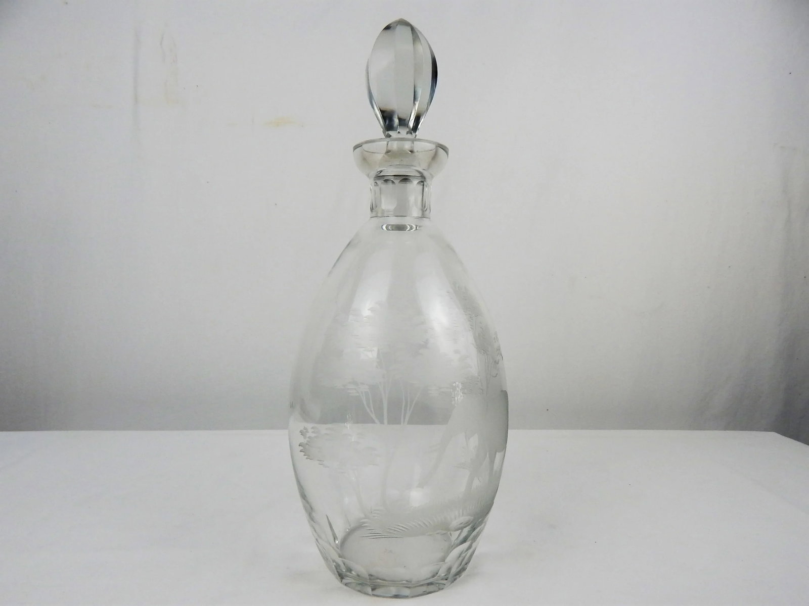 1960s Queen Lace Elephant Decanter - 6