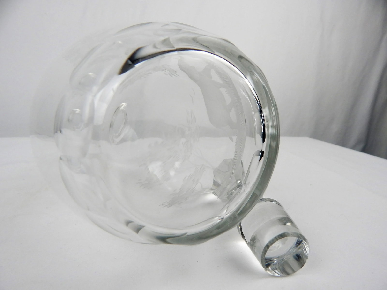 1960s Queen Lace Elephant Decanter - 8
