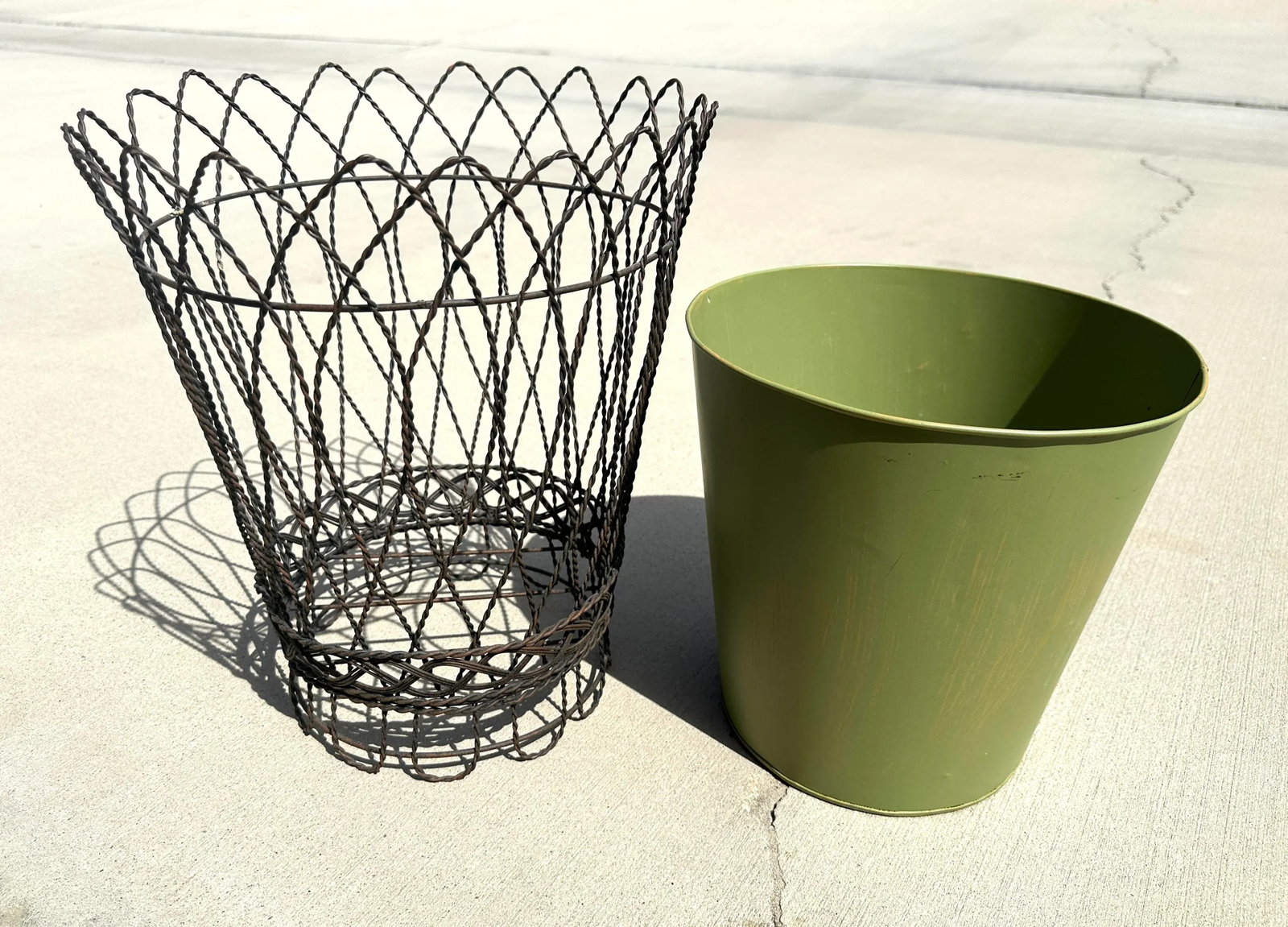 Vintage Wire Basket W/Green Planter Pot Liner - 2