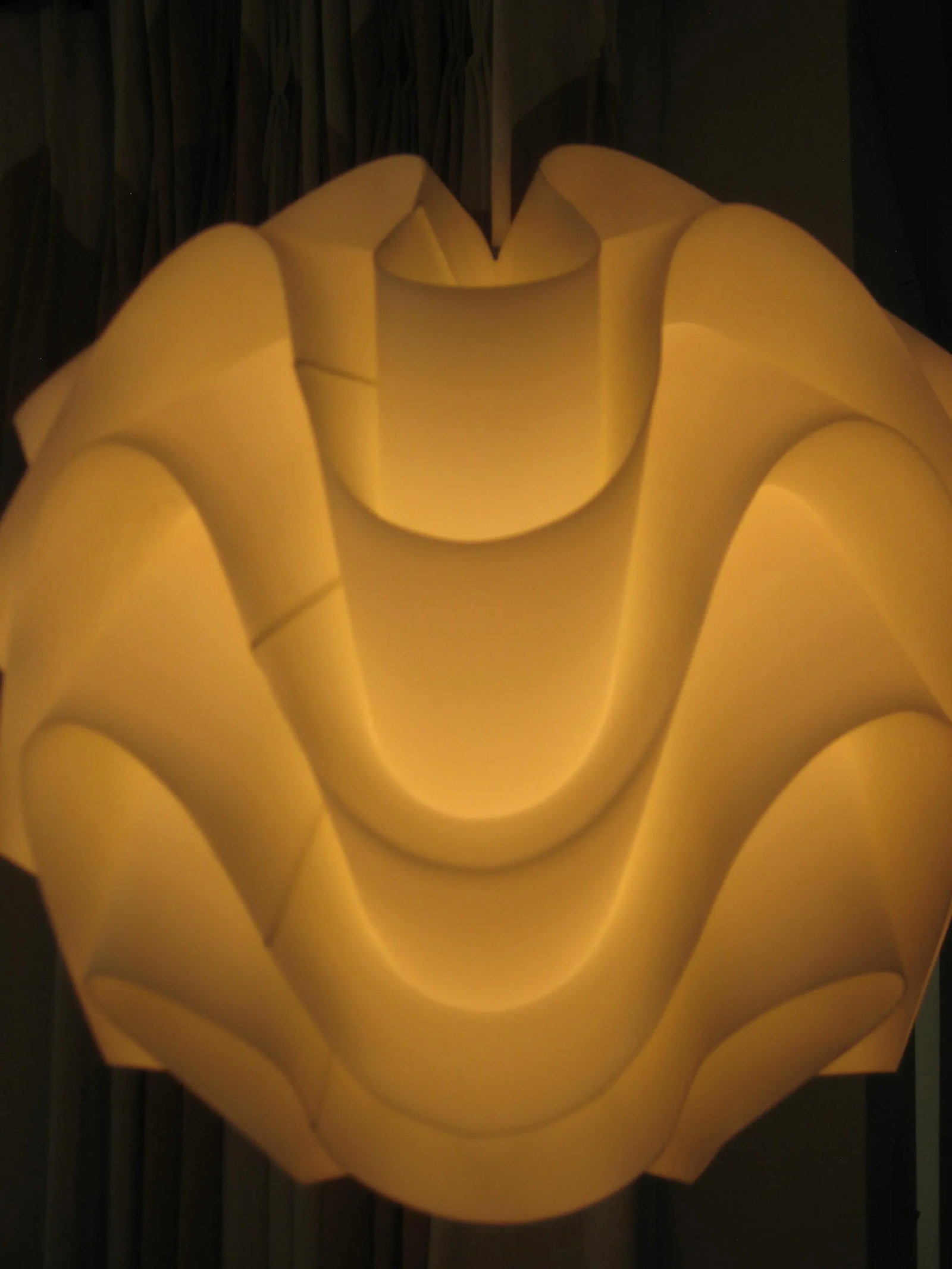 Mid-Century Modern Origami Plastic-Paper Chandelier - 11