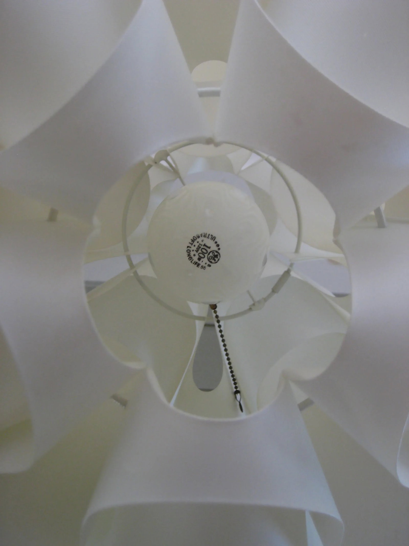 Mid-Century Modern Origami Plastic-Paper Chandelier - 7
