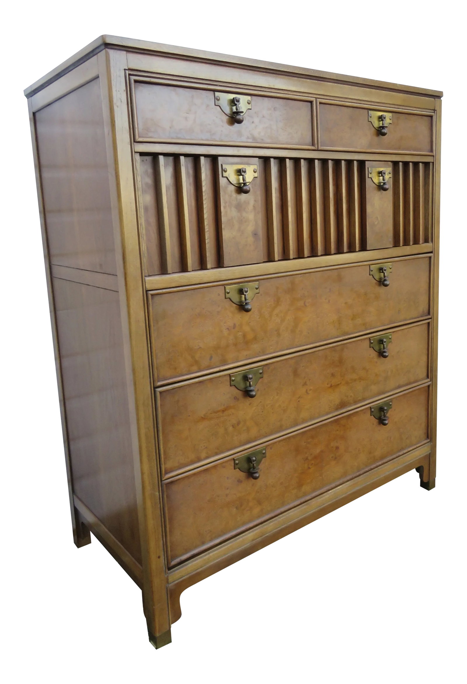 Mid Century Modern Chest of Drawers by American of Martinsville: This gorgeous Chest of Drawers is made of wood, solid wood, and burl walnut veneer, and is in good condition. This Chest of Drawers was made by American of Martinsville, a fine furniture company. This